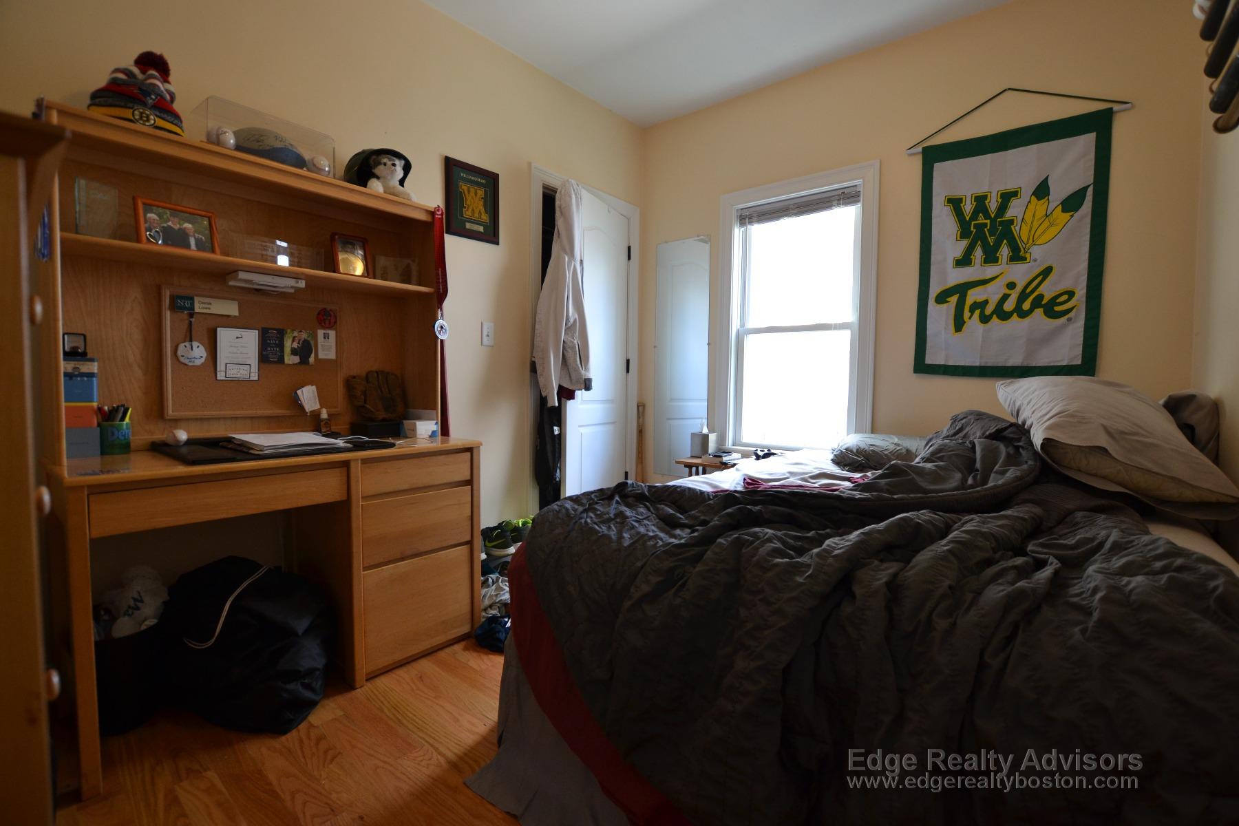 3 bed, 1 bath apartment for rent at 5 Benson St Unit 2, Brighton — photo 6 of 13