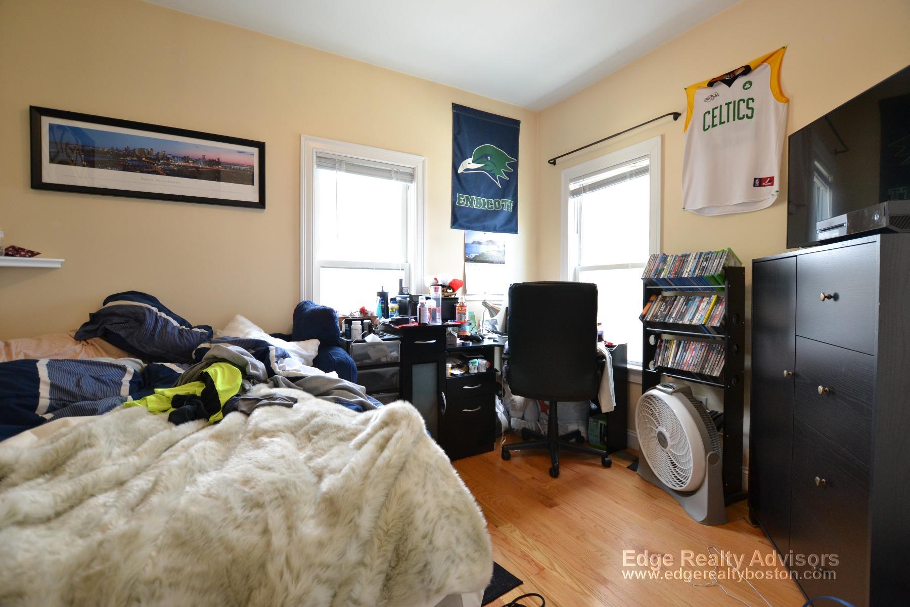 3 bed, 1 bath apartment for rent at 5 Benson St Unit 2, Brighton — photo 12 of 13