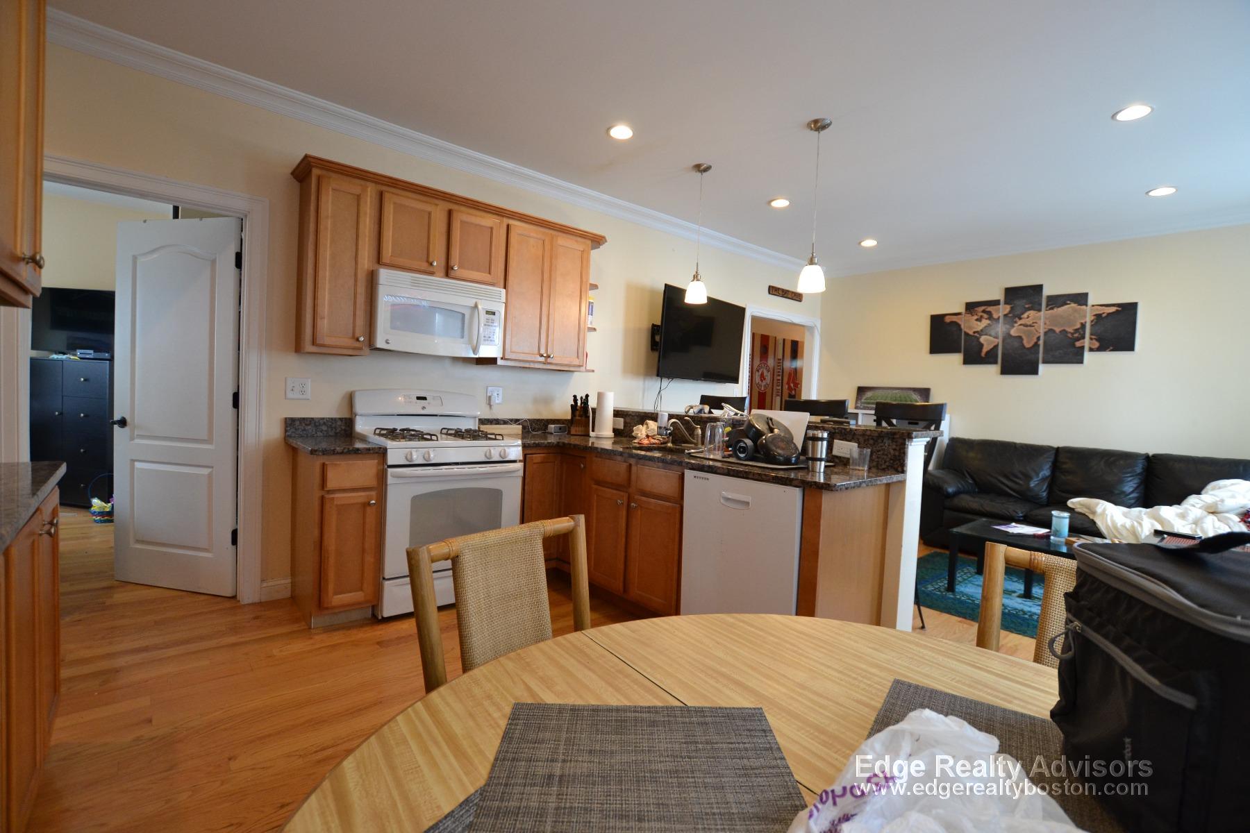 3 bed, 1 bath apartment for rent at 5 Benson St Unit 2, Brighton — photo 8 of 13