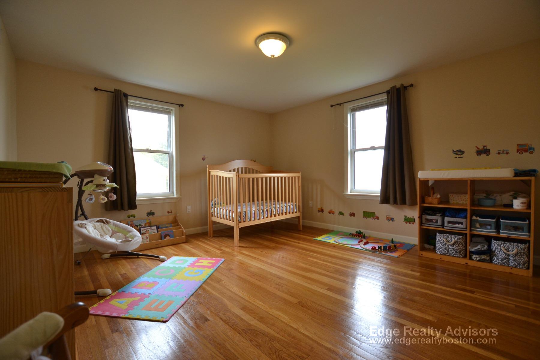 3 bed, 1.5 bath apartment for rent at 22 Shepard St Unit 2, Brighton — photo 7 of 14