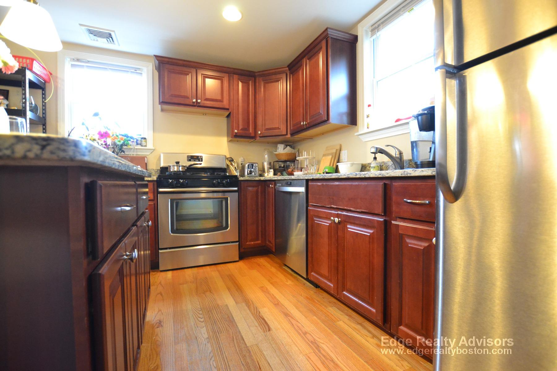 3 bed, 1.5 bath apartment for rent at 22 Shepard St Unit 2, Brighton — photo 2 of 14