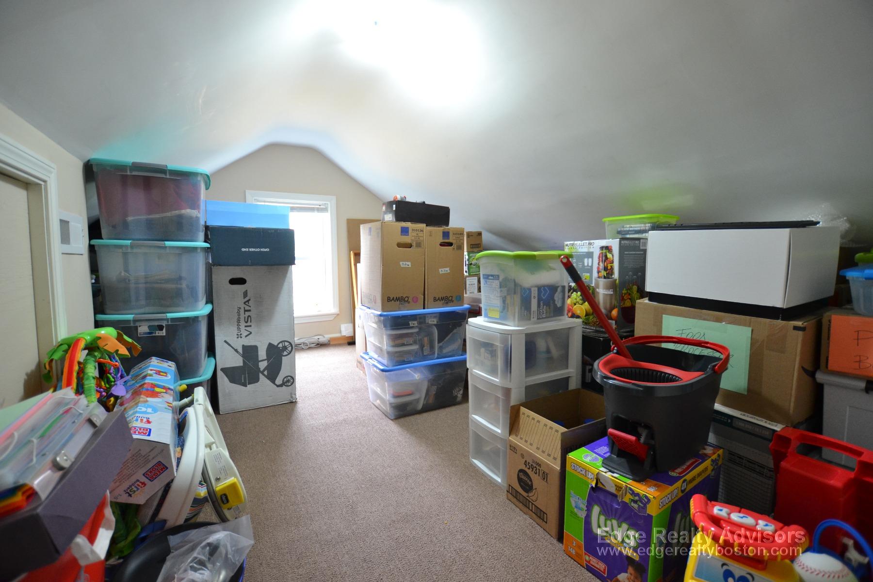 3 bed, 1.5 bath apartment for rent at 22 Shepard St Unit 2, Brighton — photo 12 of 14
