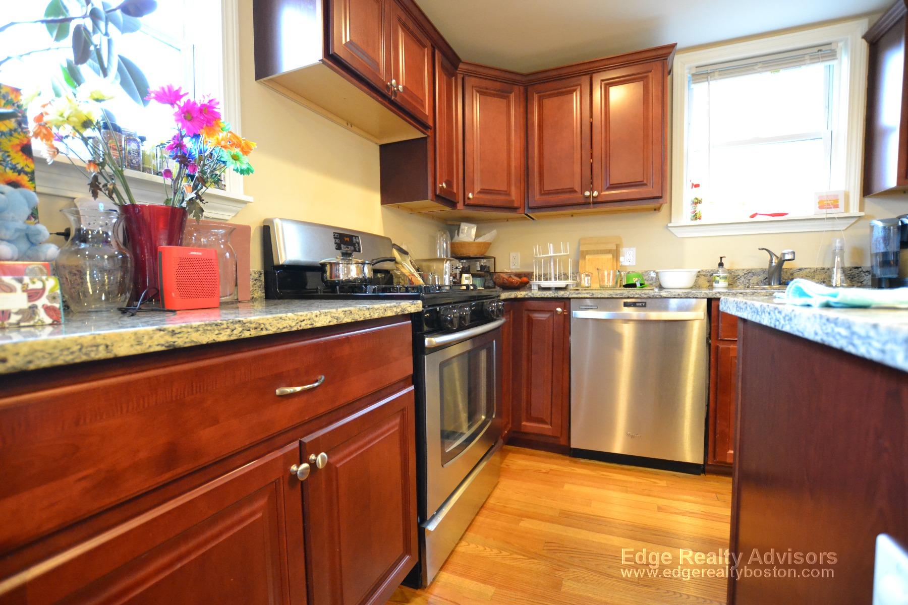 3 bed, 1.5 bath apartment for rent at 22 Shepard St Unit 2, Brighton — photo 10 of 14
