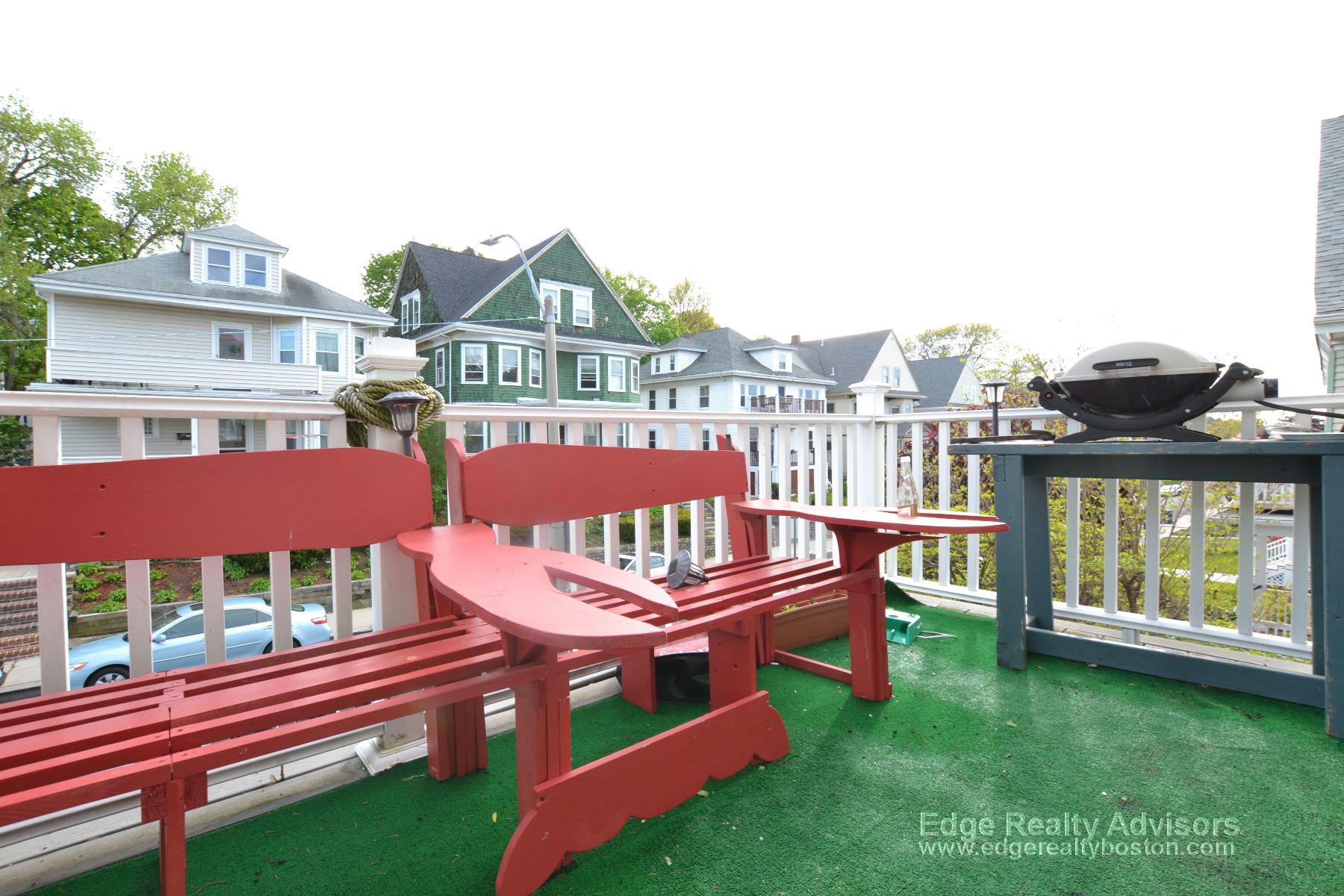 4 bed, 2 bath apartment for rent at 48 Mapleton St Unit 1, Brighton — photo 14 of 15