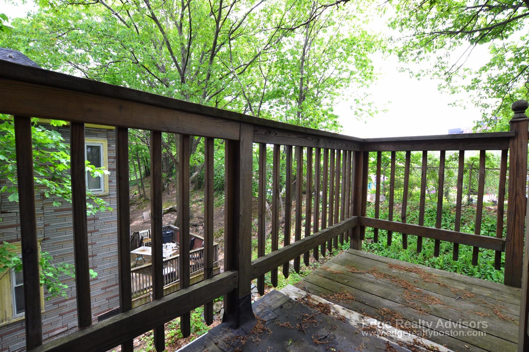 62 Ridgemont St, Allston