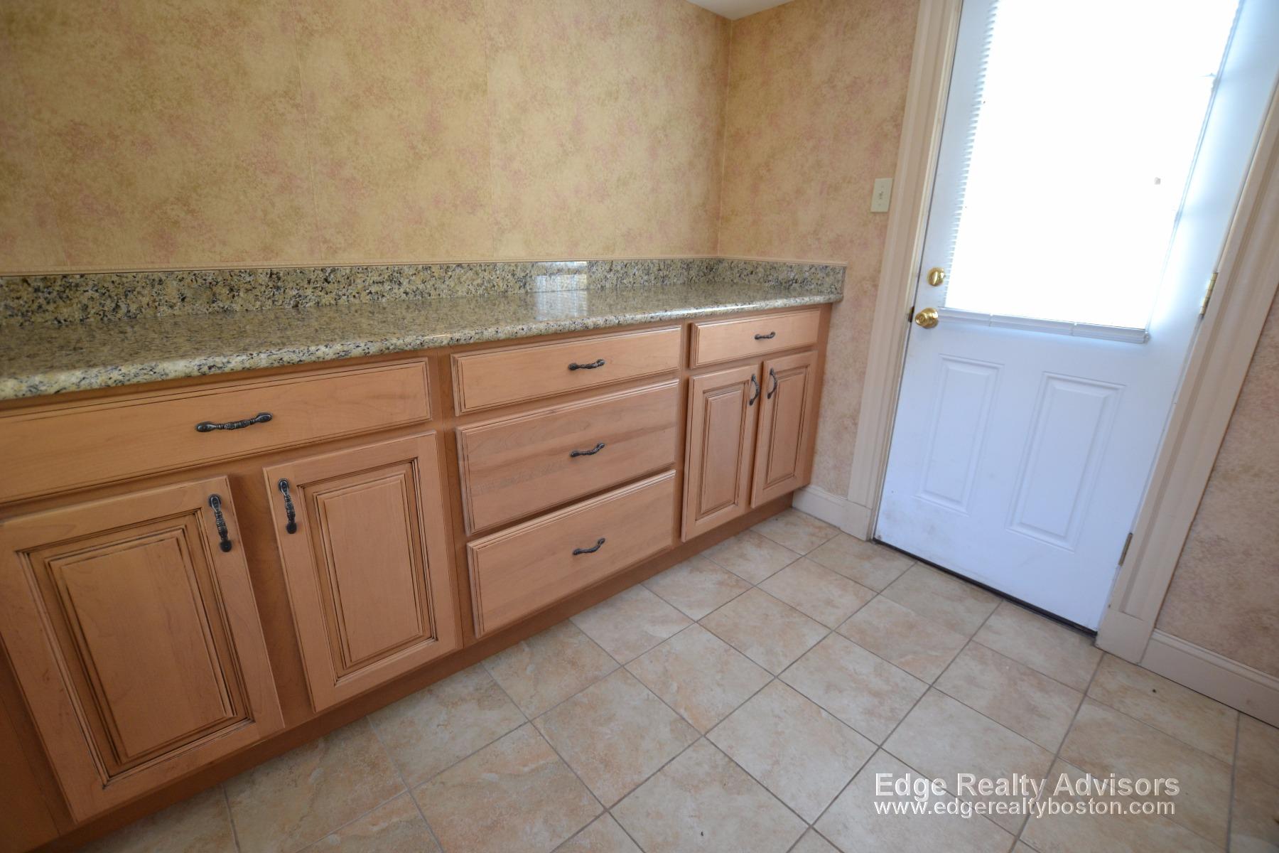 2 bed, 1 bath apartment for rent at 28 Shepard St Unit 2, Brighton — photo 12 of 12