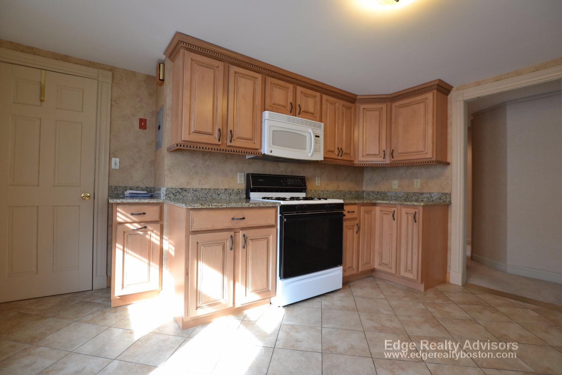 2 bed, 1 bath apartment for rent at 28 Shepard St Unit 2, Brighton — photo 8 of 12