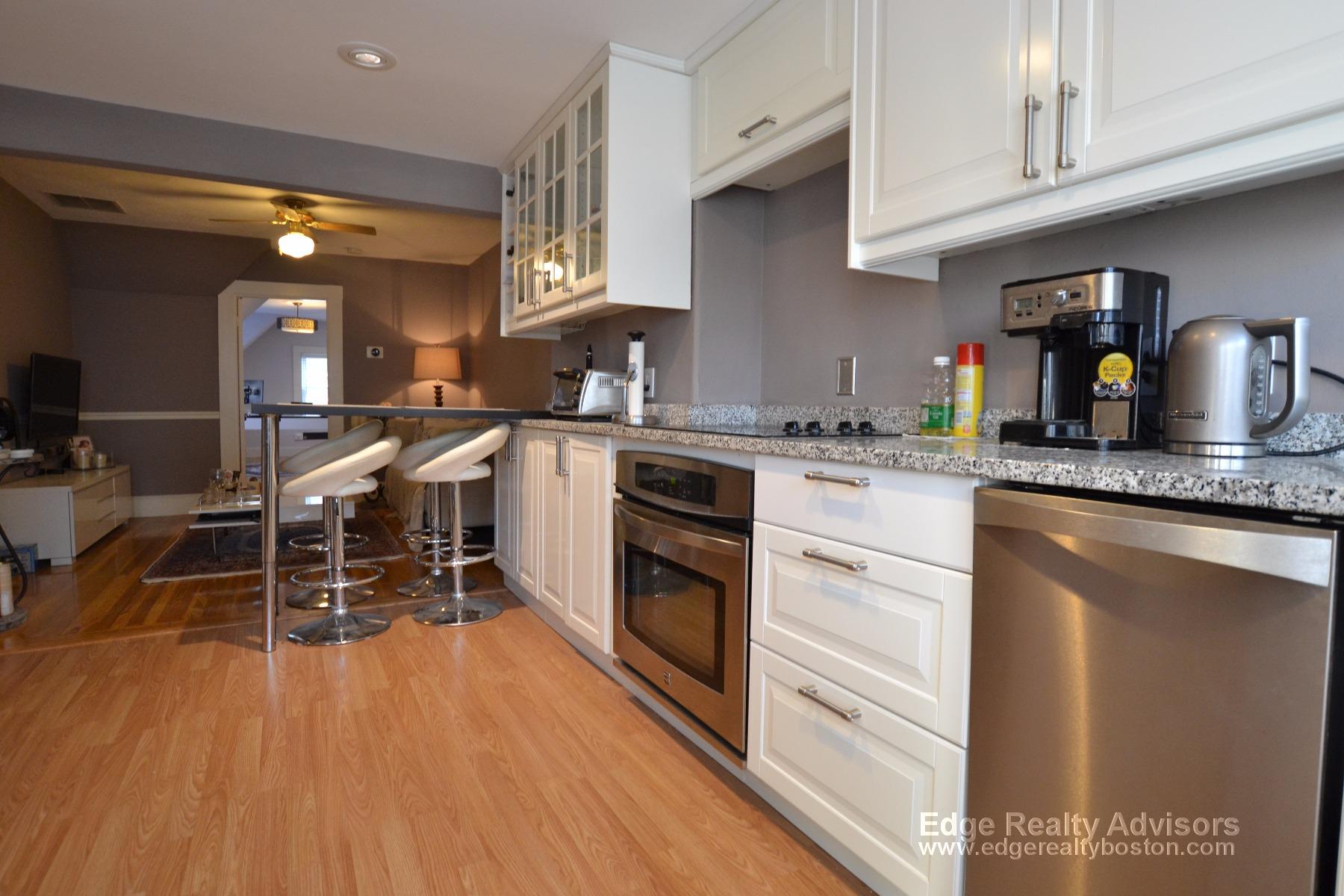 2 bed, 1 bath apartment for rent at 2 Sparhawk Unit 4A, Brighton — photo 2 of 20