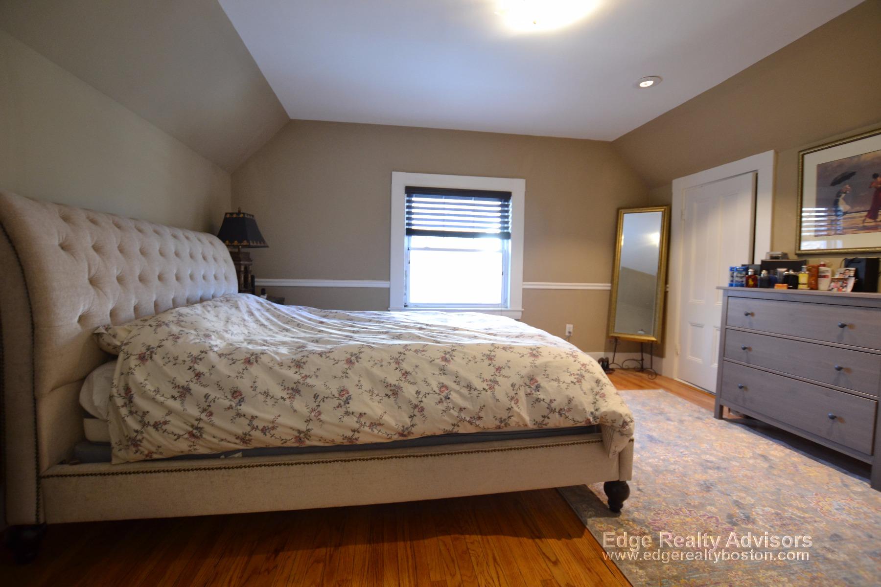 2 bed, 1 bath apartment for rent at 2 Sparhawk Unit 4A, Brighton — photo 9 of 20