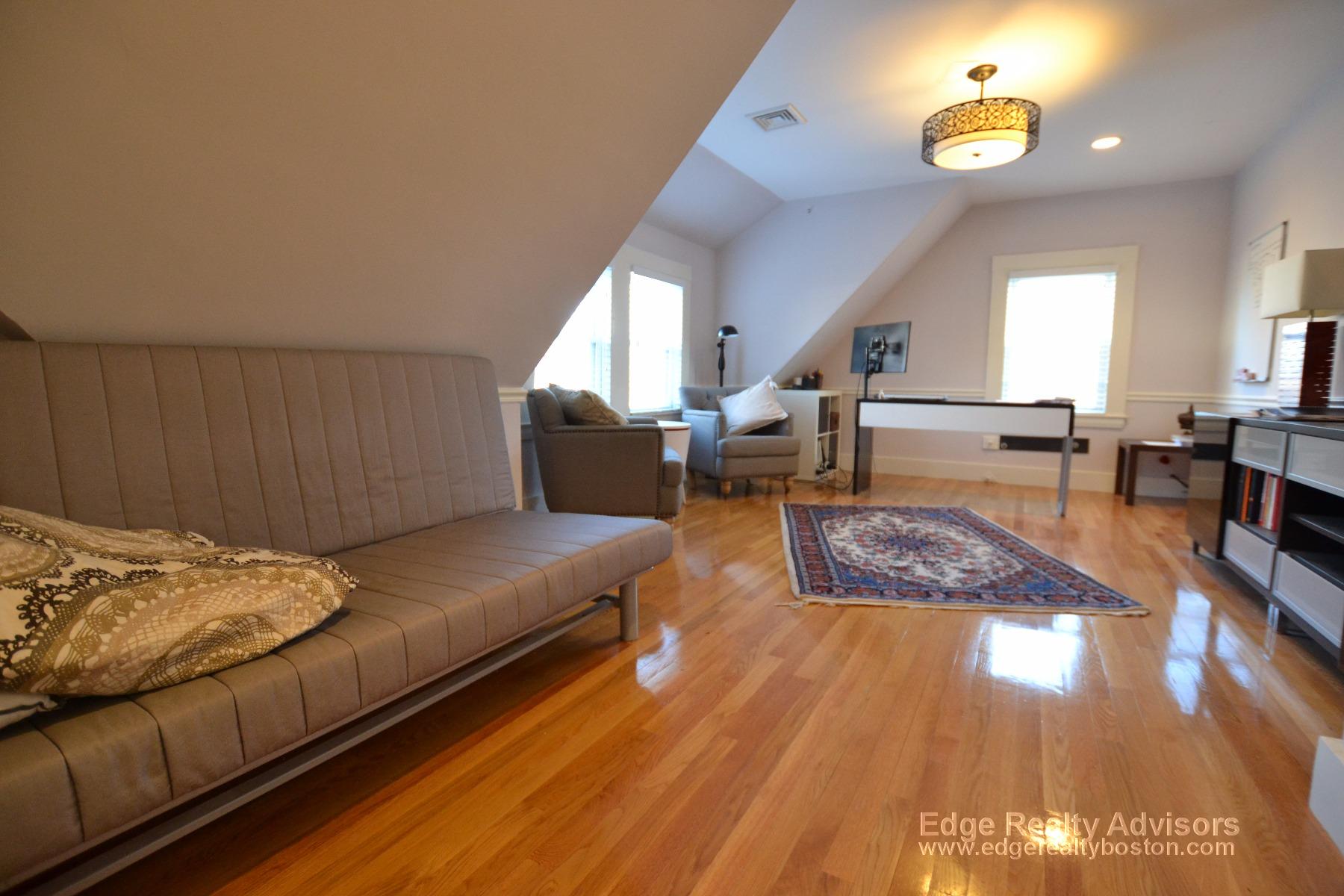 2 bed, 1 bath apartment for rent at 2 Sparhawk Unit 4A, Brighton — photo 16 of 20