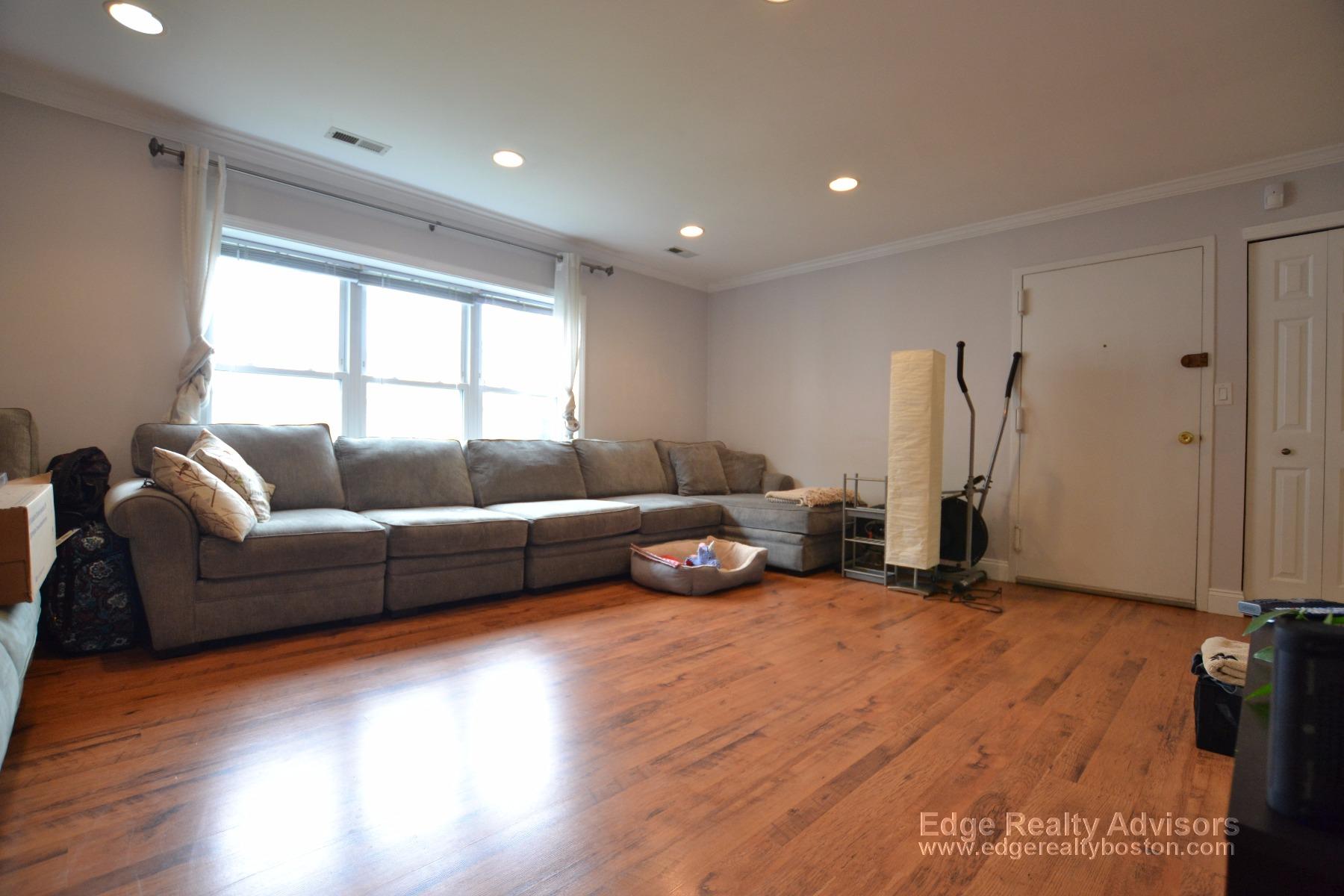 3 bed, 2 bath apartment for rent at 160 Newton St Unit 4, Brighton — photo 12 of 12