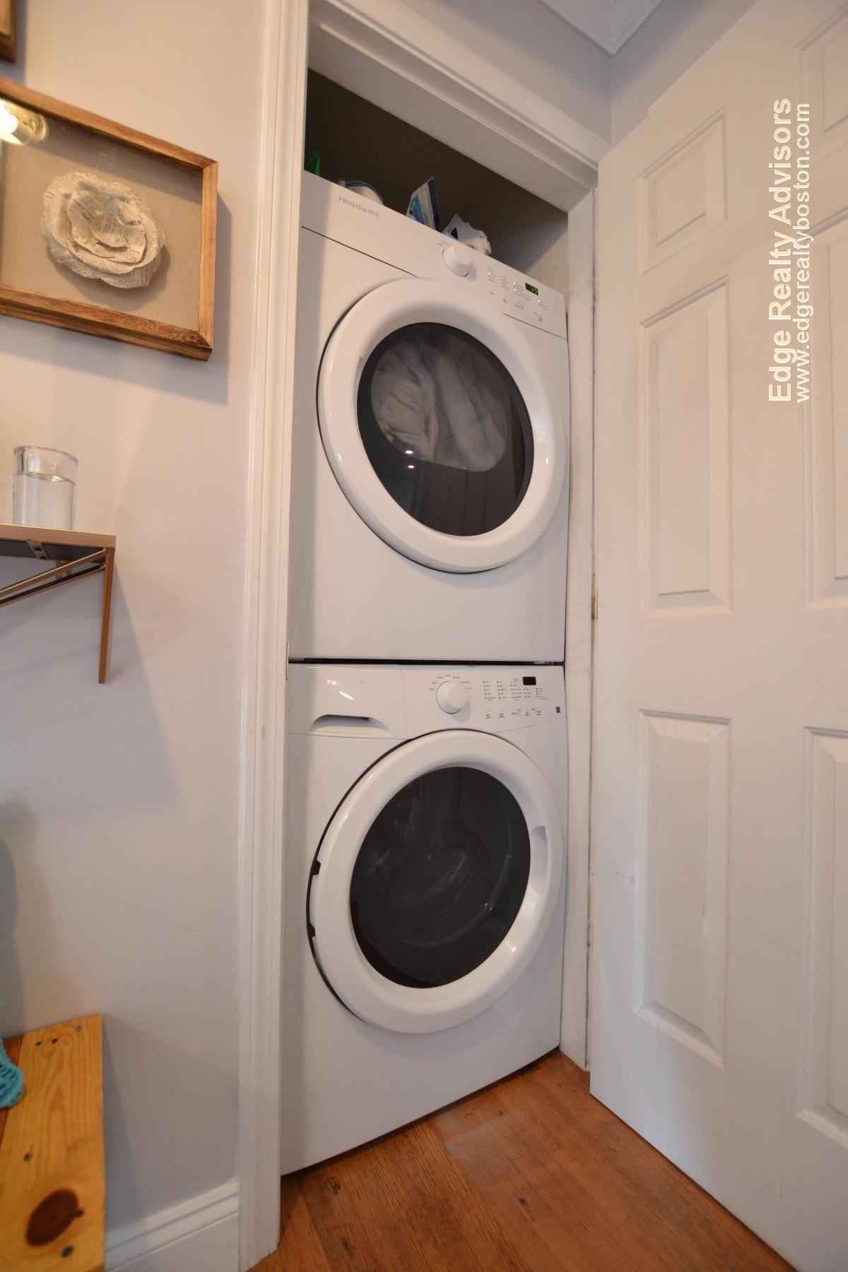 3 bed, 2 bath apartment for rent at 160 Newton St Unit 4, Brighton — photo 4 of 12