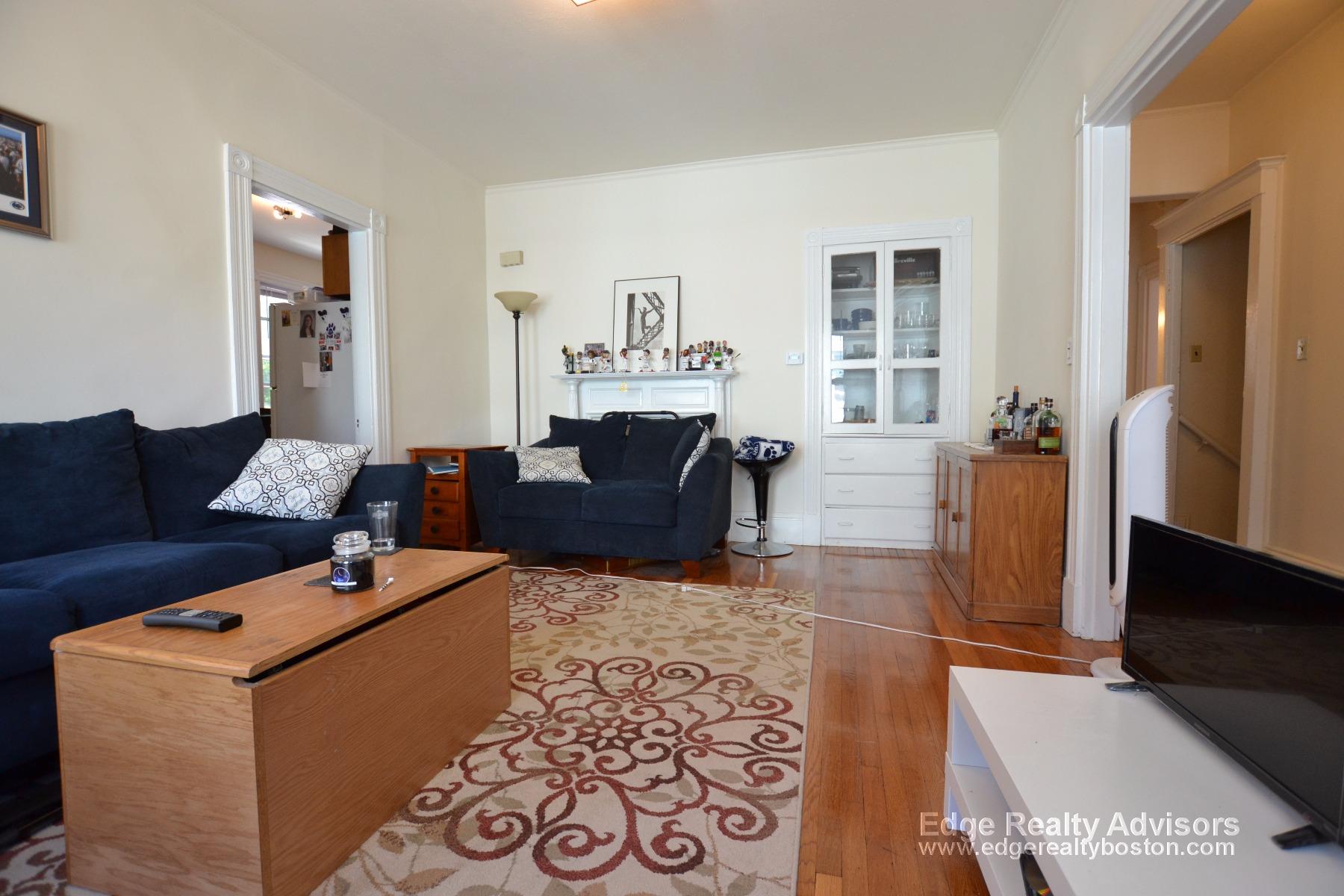 3 bed, 1 bath apartment for rent at 23 Falkland St Unit Boston, Brighton — photo 10 of 12