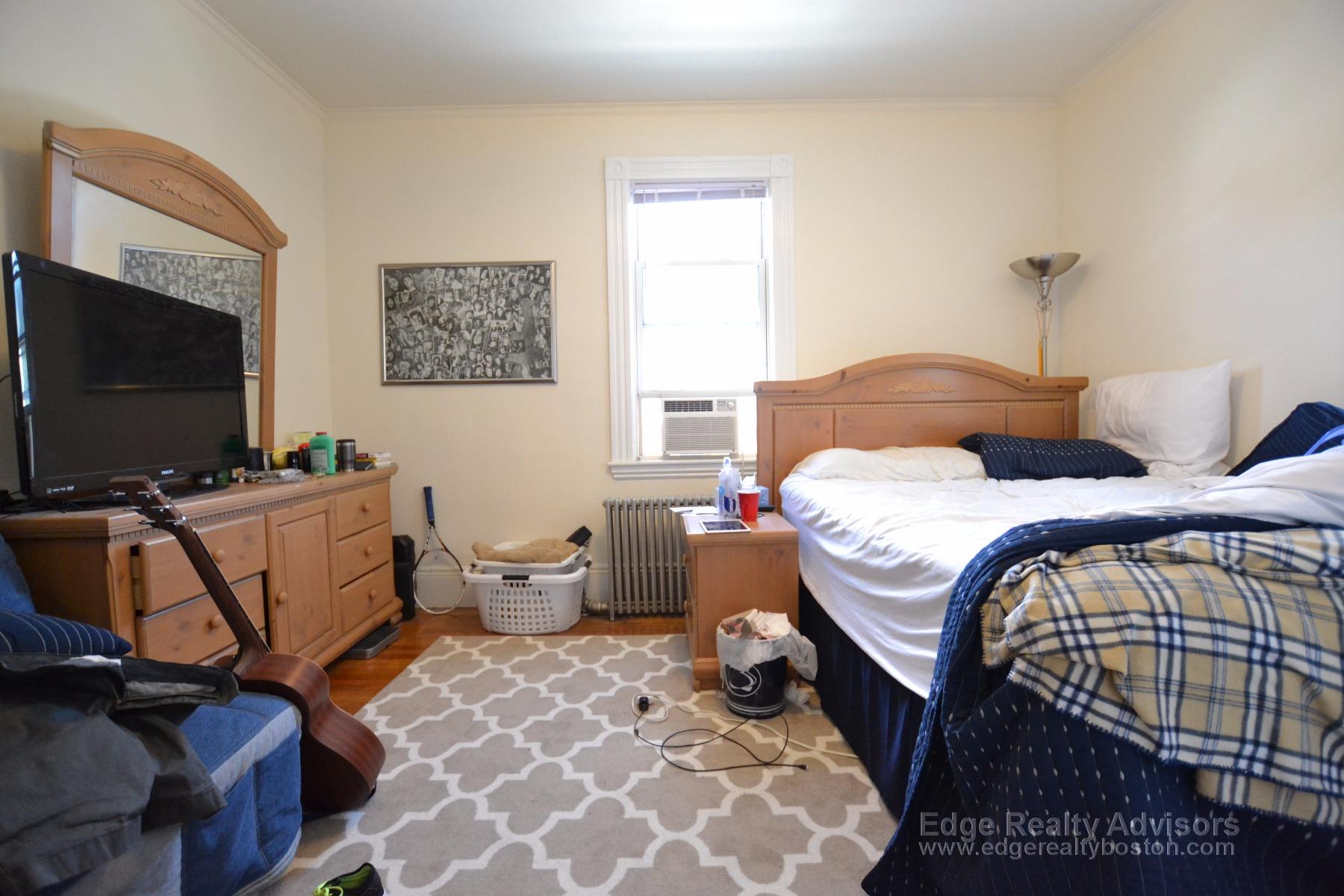 3 bed, 1 bath apartment for rent at 23 Falkland St Unit Boston, Brighton — photo 11 of 12