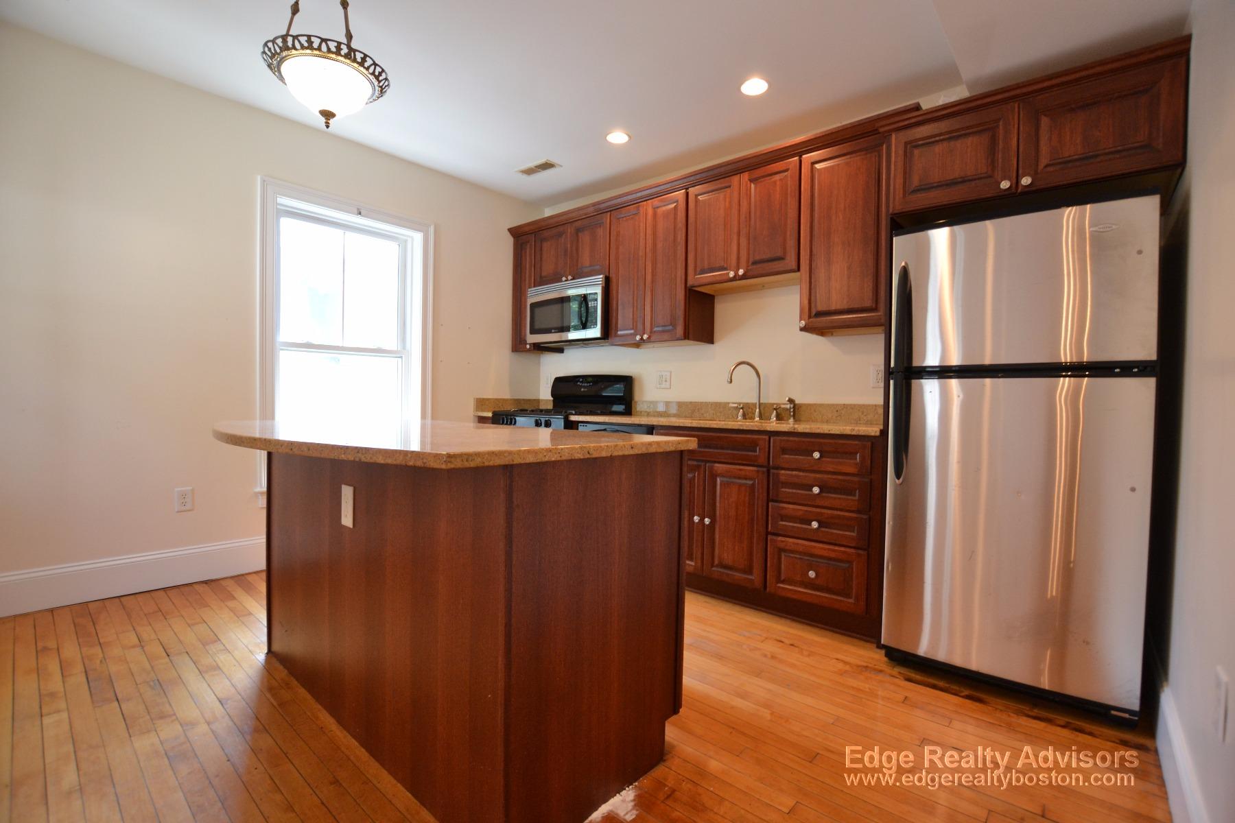 2 bed, 1 bath apartment for rent at 39 Bigelow St Unit 2, Brighton — photo 1 of 9