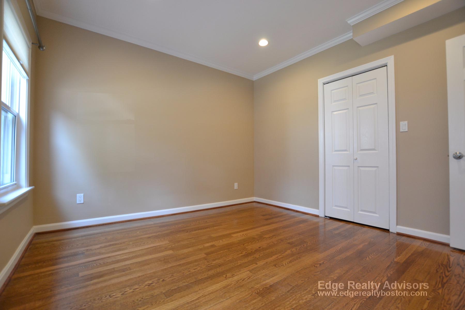 3 bed, 2 bath apartment for rent at 123 Lanark Rd Unit 1, Brighton — photo 7 of 13