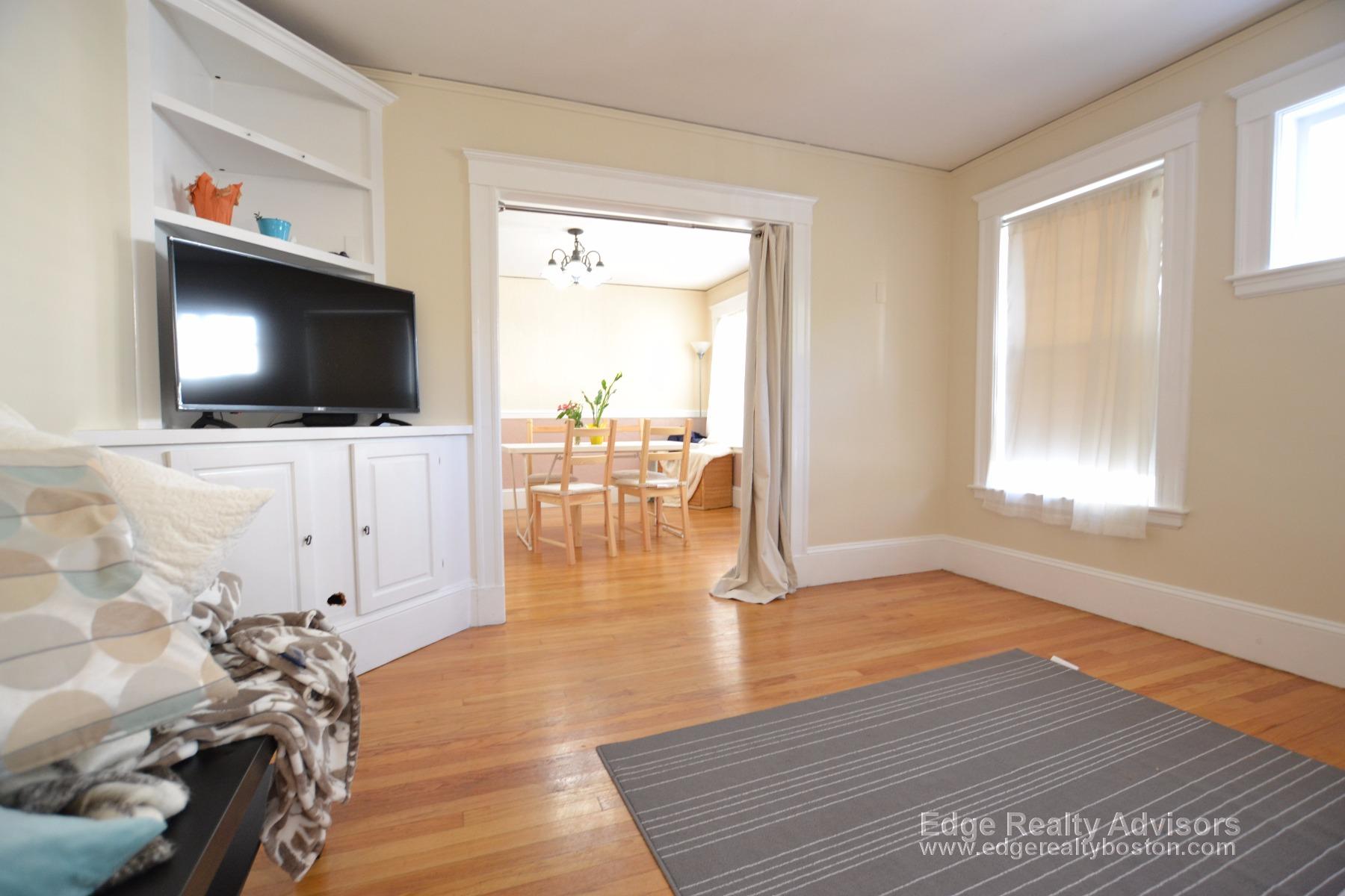 3 bed, 2 bath apartment for rent at 22 Lyne Rd Unit 2, Brighton — photo 8 of 14