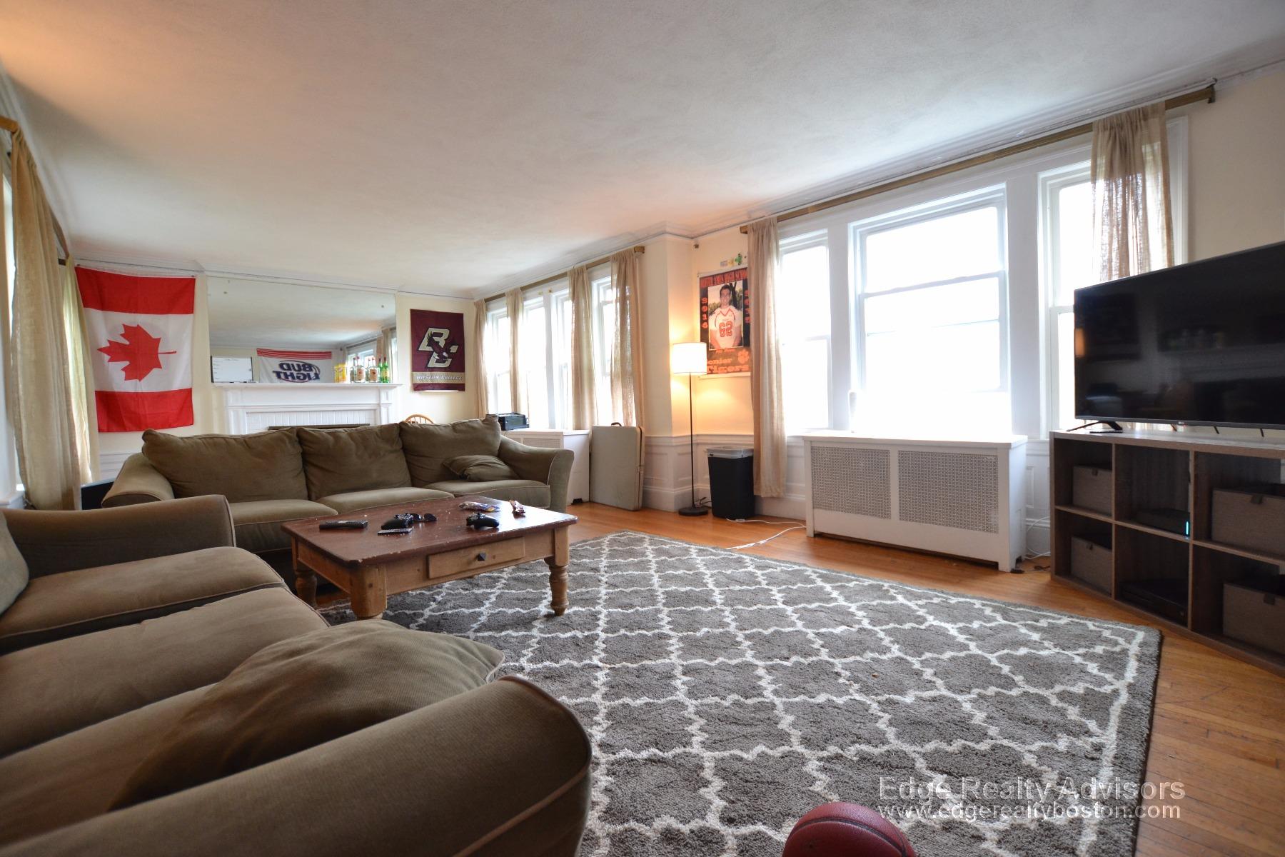 28 Manet Rd, Chestnut Hill (Newton)