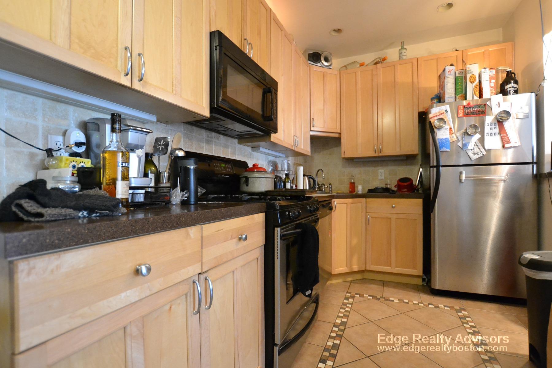 21 Saint Lukes Rd, Allston