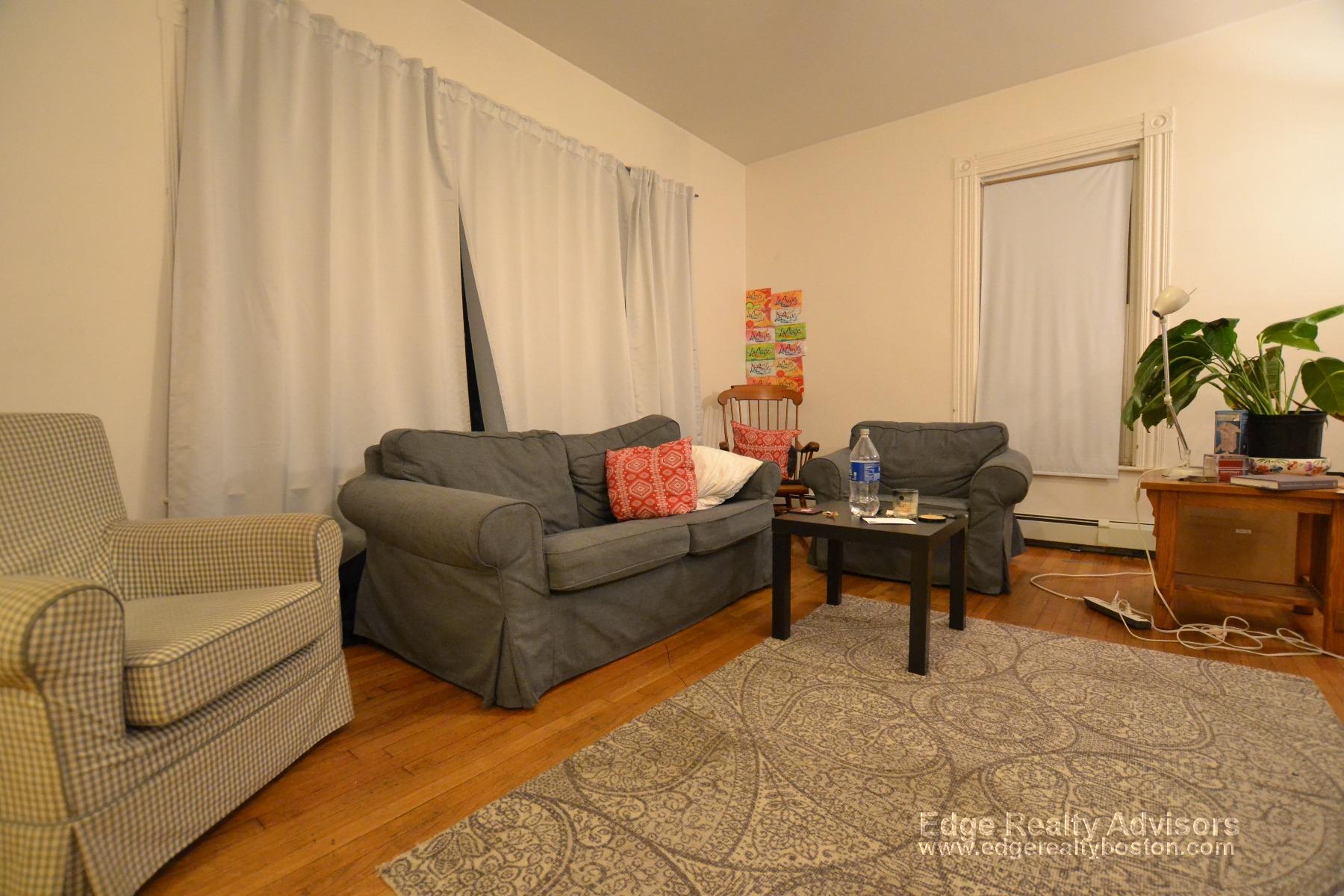 4 bed, 2 bath apartment for rent at 68 Chester St Unit 1, Allston — photo 3 of 20