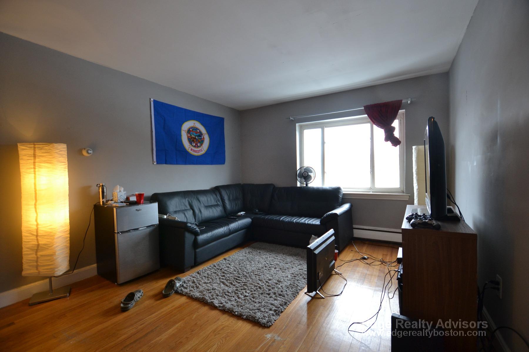 2 bed, 1 bath apartment for rent at 2014 Commonwealth Ave Unit 3D, Brighton — photo 6 of 8