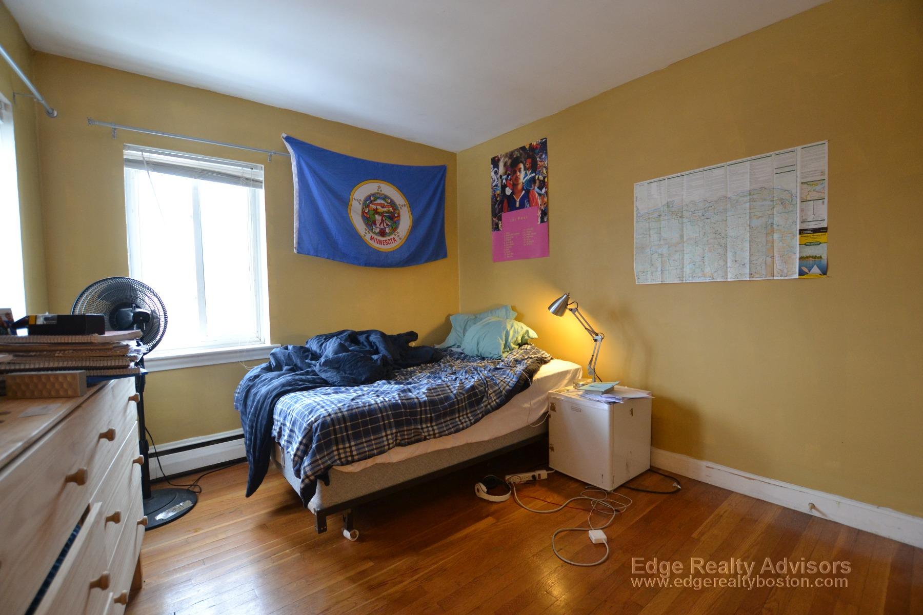 2 bed, 1 bath apartment for rent at 2014 Commonwealth Ave Unit 3D, Brighton — photo 7 of 8
