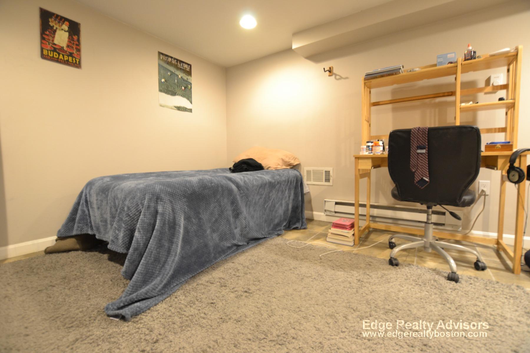 4 bed, 2 bath apartment for rent at 49 Allston St Unit 1, Allston — photo 9 of 9