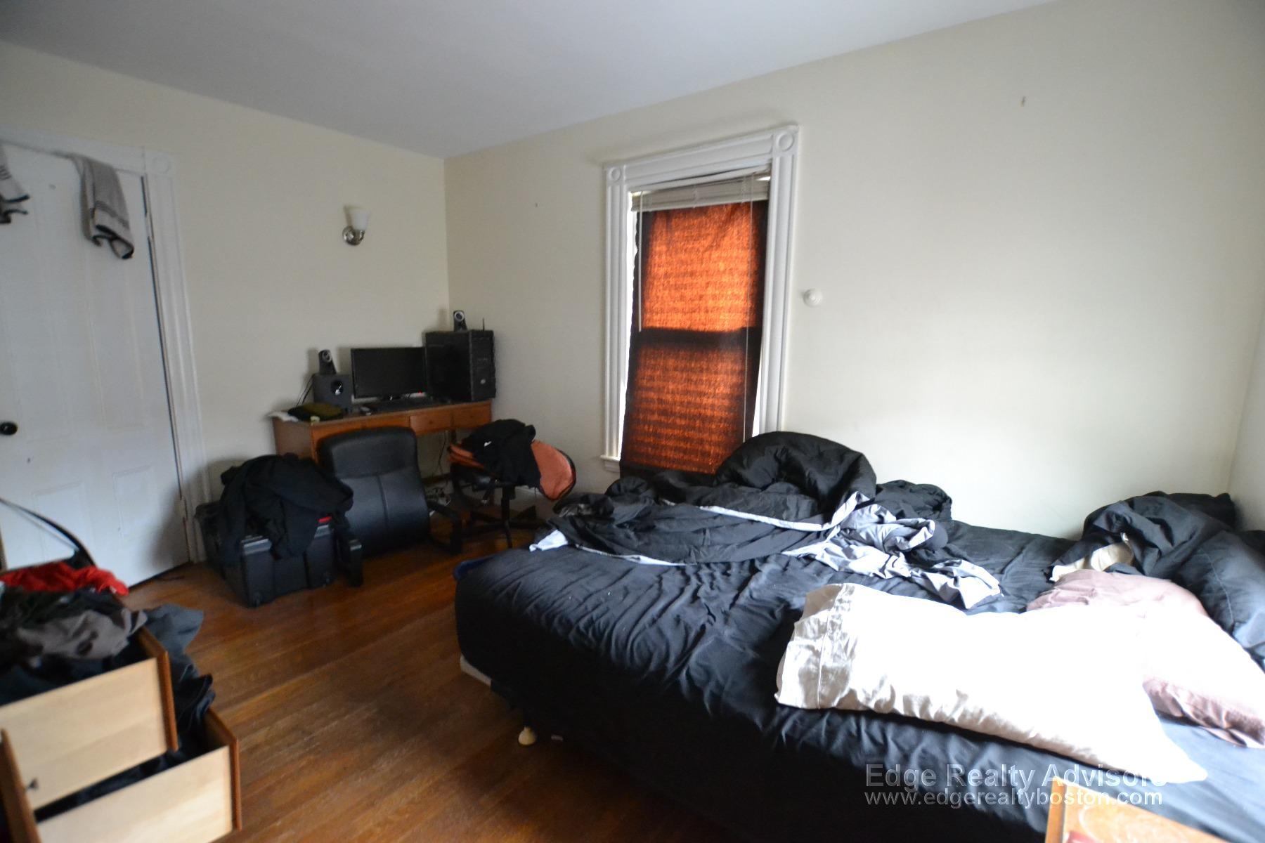 5 bed, 2 bath apartment for rent at 8 Barstow St Unit 1, Allston — photo 13 of 14
