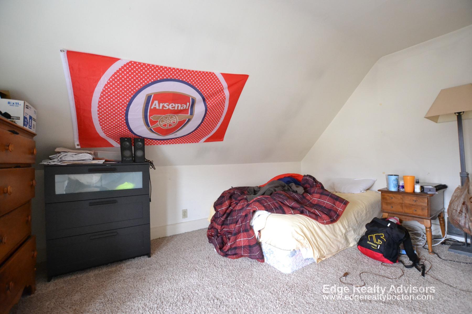 5 bed, 2 bath apartment for rent at 8 Barstow St Unit 1, Allston — photo 11 of 14
