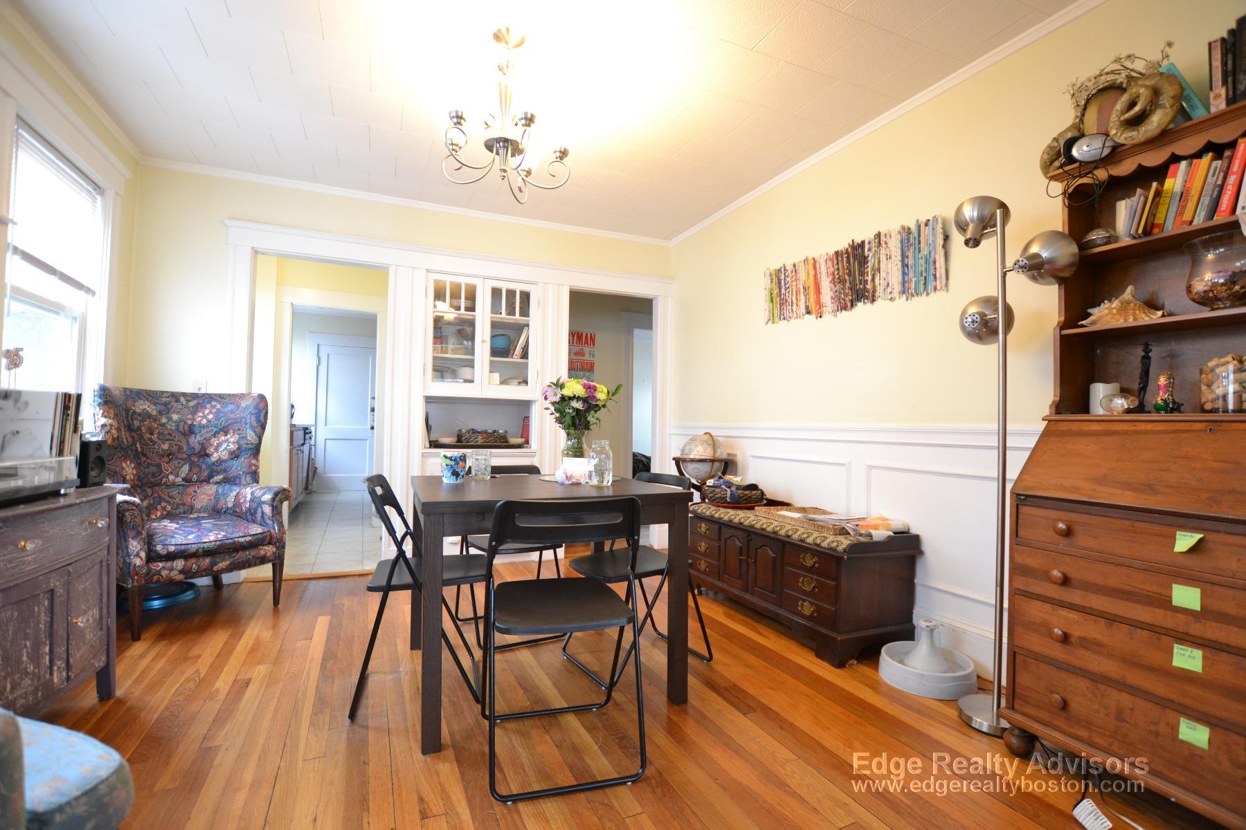 3 bed, 1 bath apartment for rent at 122 Bennett St Unit 1, Brighton — photo 7 of 11