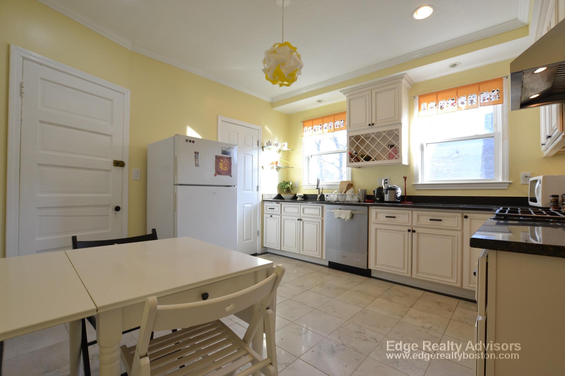 35 Palmer St, Waltham