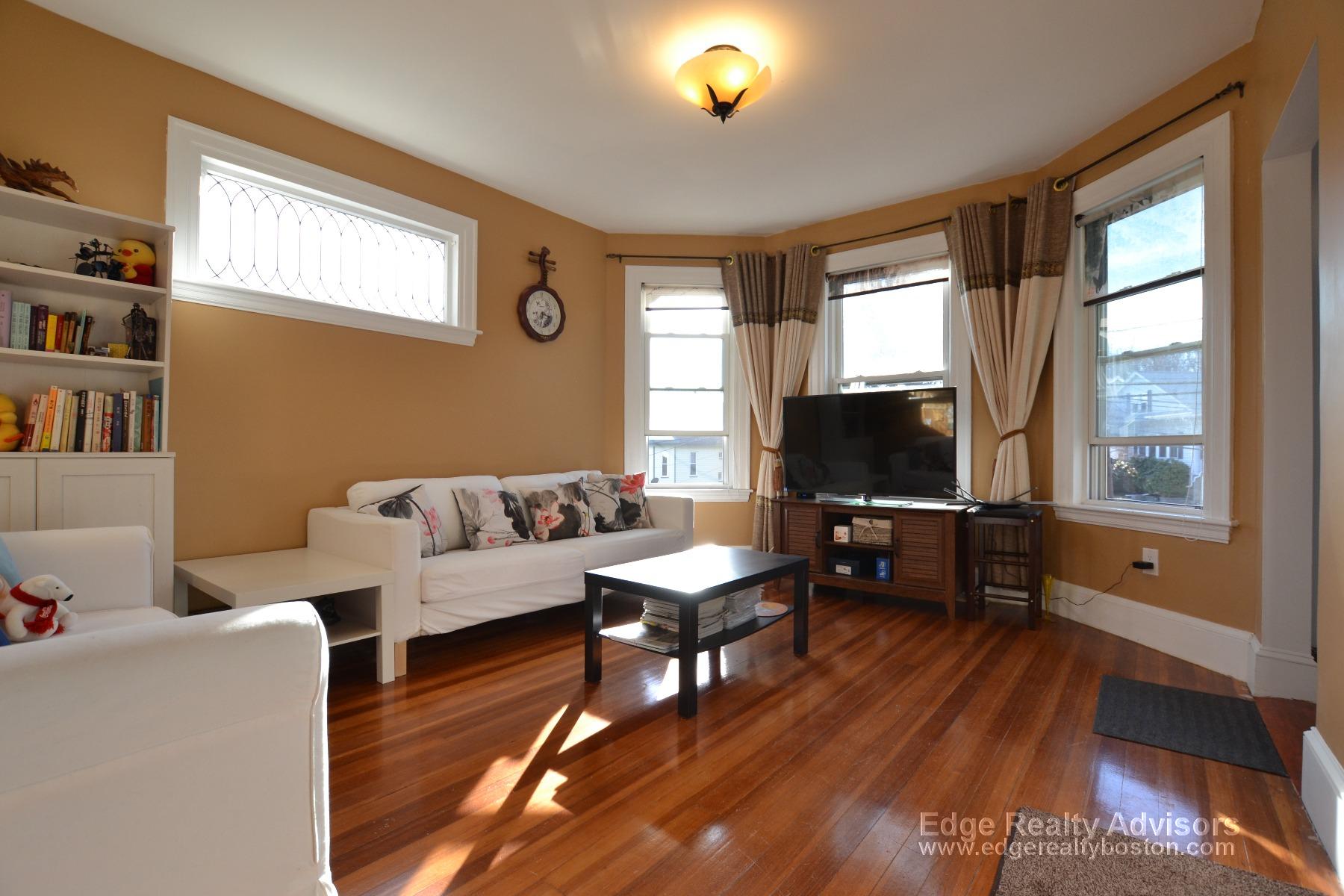 35 Palmer St, Waltham