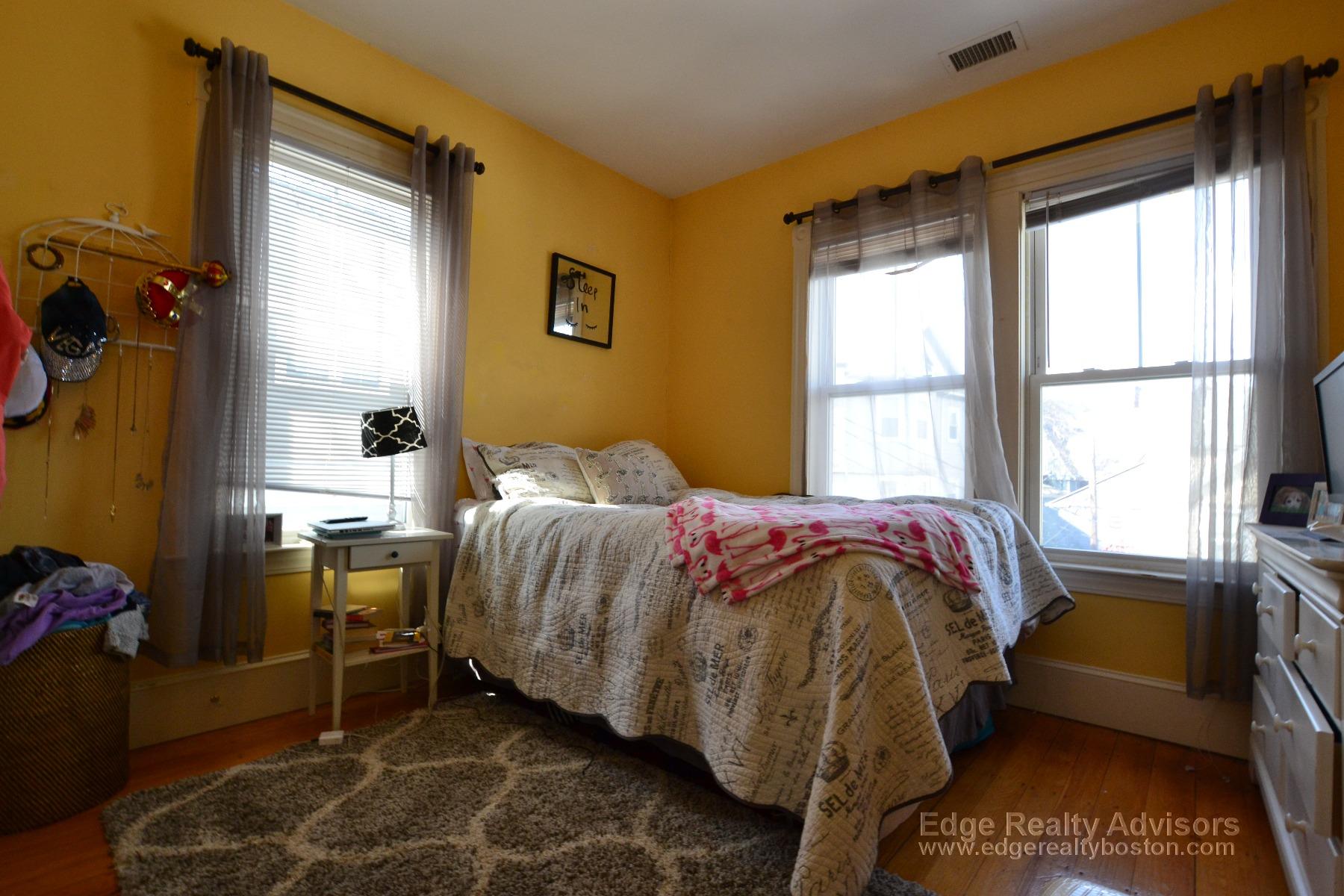 27 Eulita Ter, Brighton