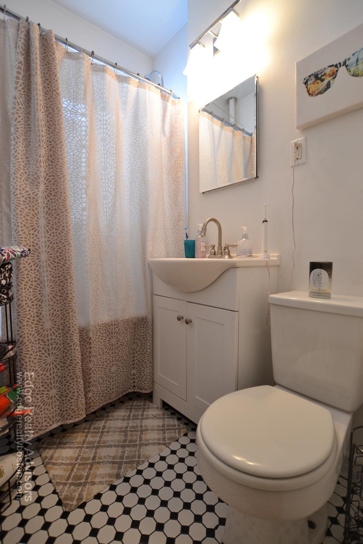 2 bed, 1 bath apartment for rent at 274 Kelton St Unit 12, Allston — photo 4 of 8
