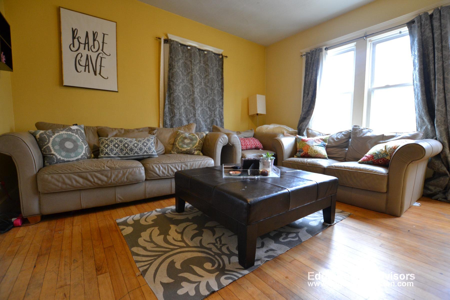 5 bed, 2 bath apartment for rent at 47 Hobson St Unit 2, Brighton — photo 3 of 15