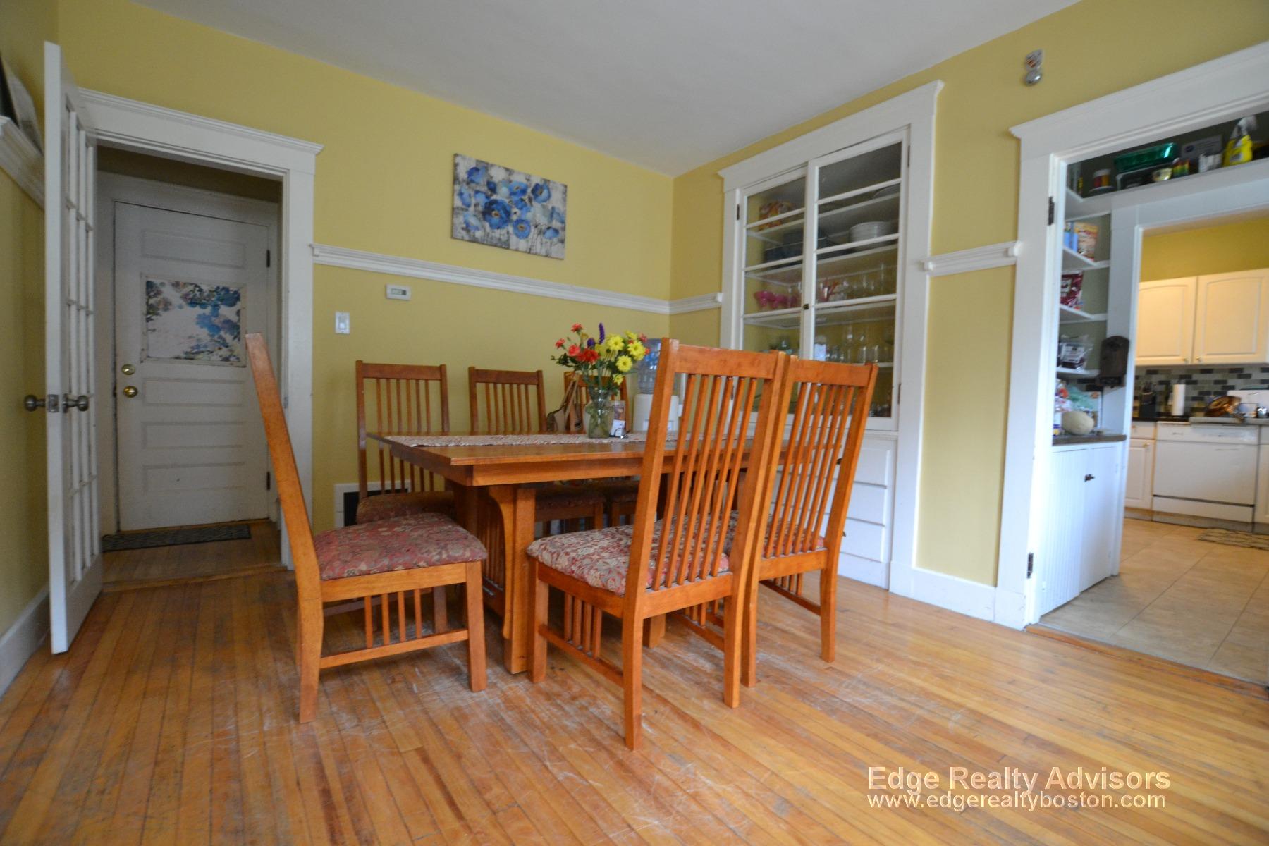 5 bed, 2 bath apartment for rent at 47 Hobson St Unit 2, Brighton — photo 6 of 15