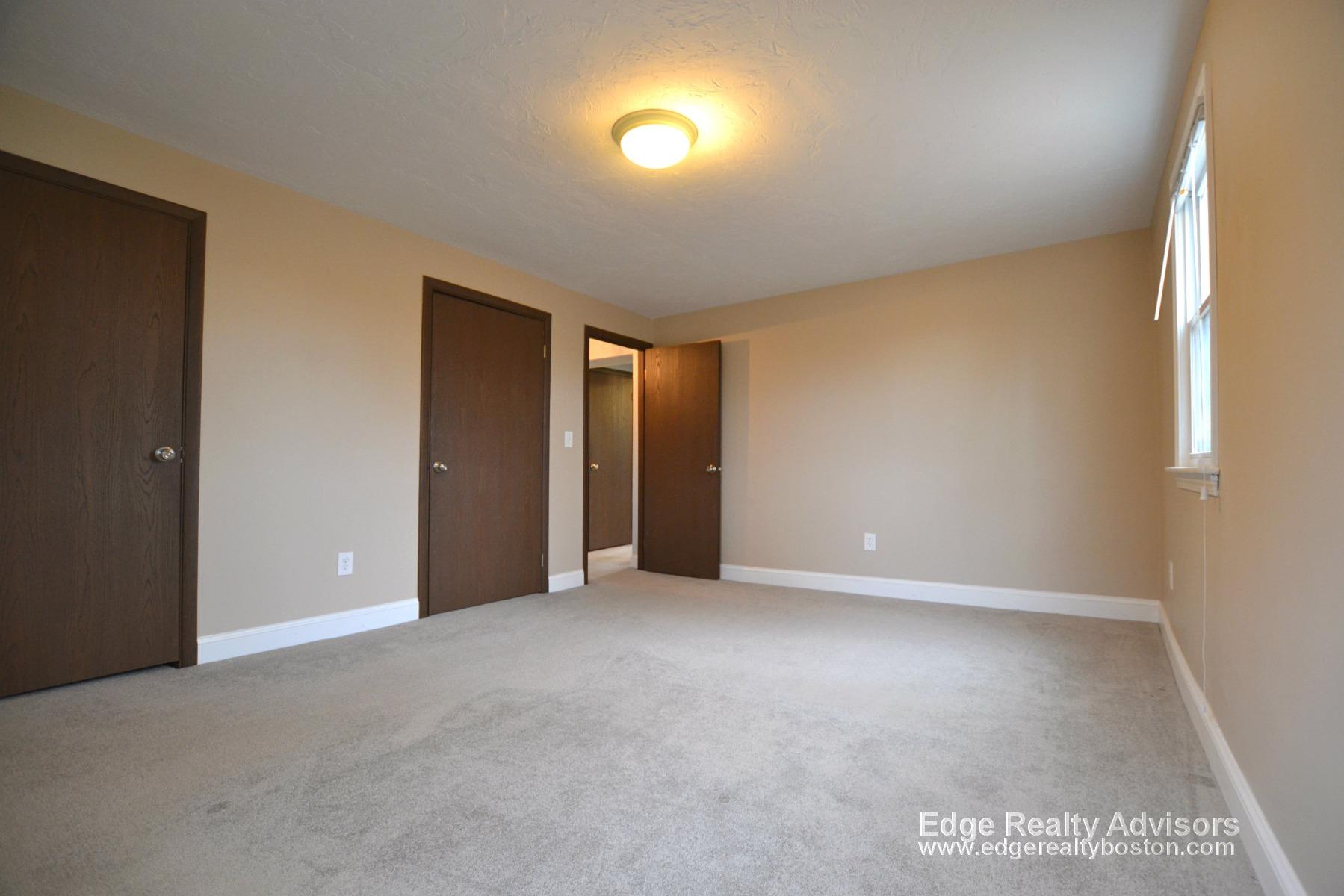 2 bed, 1 bath apartment for rent at 5 General Greene Ave Unit 4, Natick — photo 10 of 16
