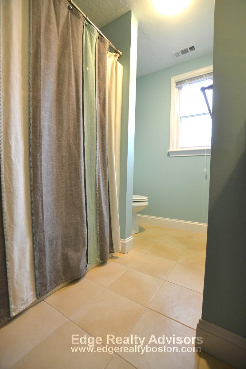 2 bed, 1 bath apartment for rent at 5 General Greene Ave Unit 4, Natick — photo 15 of 16