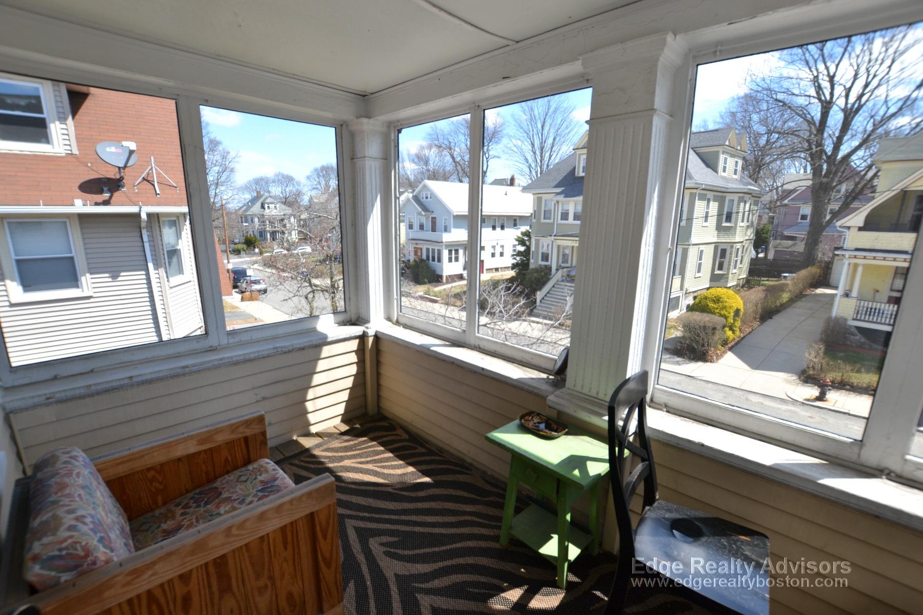 5 bed, 1 bath apartment for rent at 17 Bentley St Unit 2, Brighton — photo 14 of 14