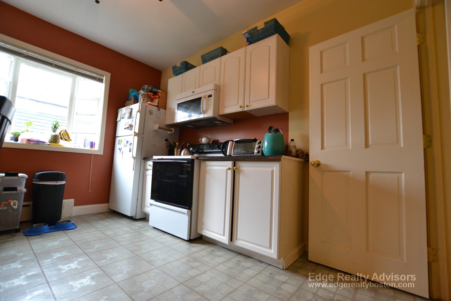4 bed, 2 bath apartment for rent at 27 Justin Rd Unit 2, Brighton