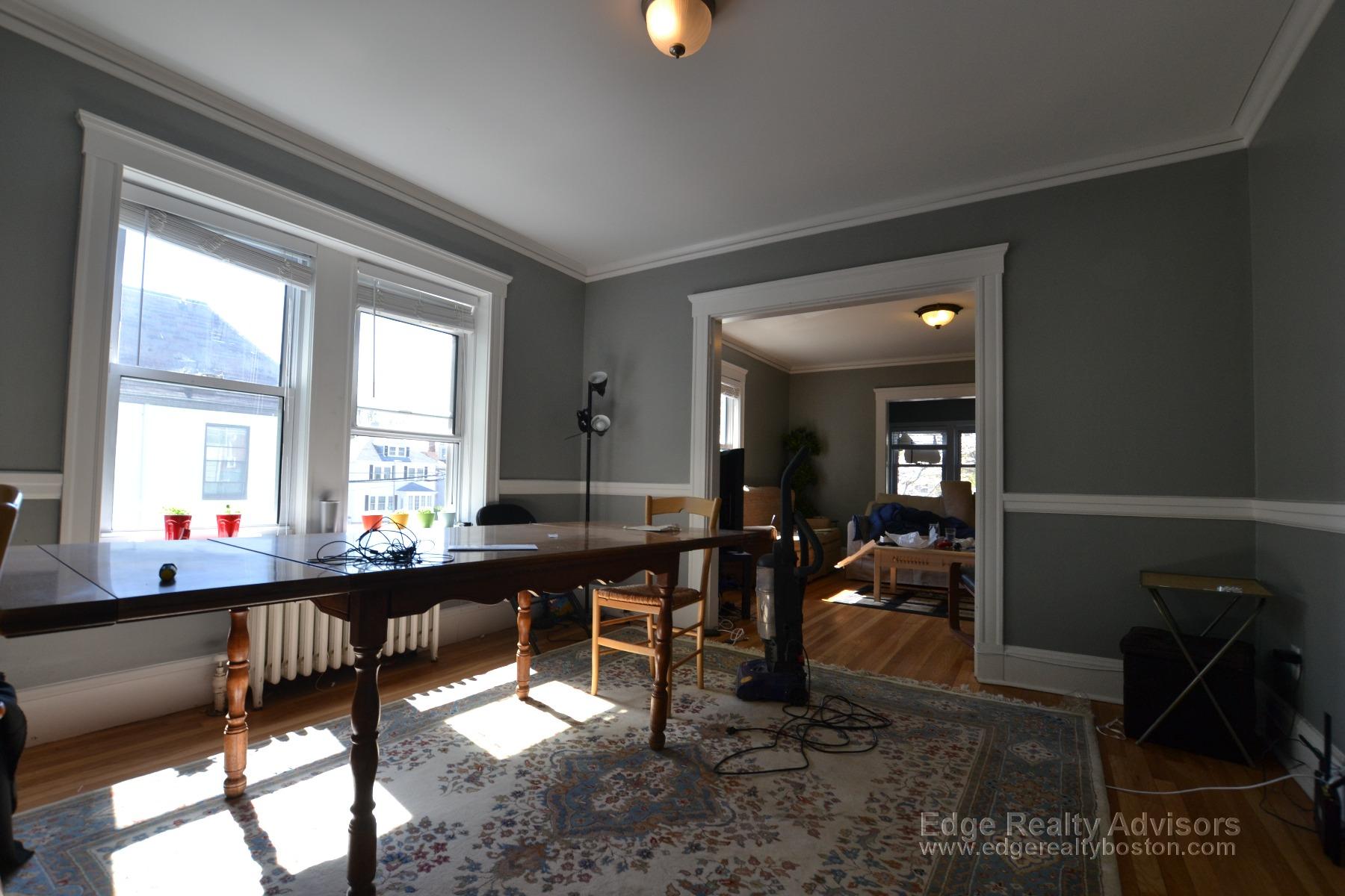 4 bed, 2 bath apartment for rent at 67 Surrey St Unit 2, Brighton — photo 5 of 14