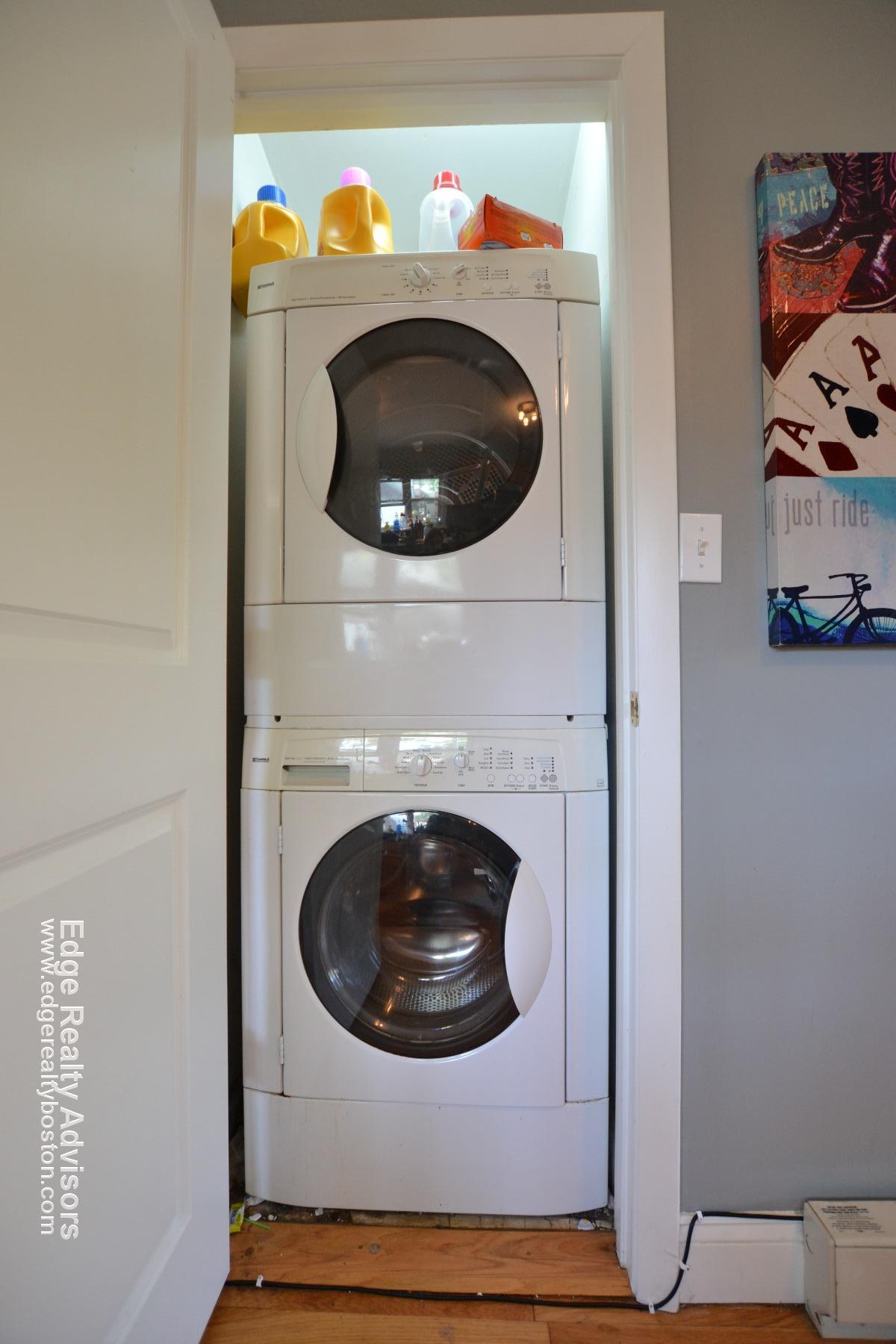 4 bed, 2 bath apartment for rent at 67 Surrey St Unit 2, Brighton — photo 6 of 14