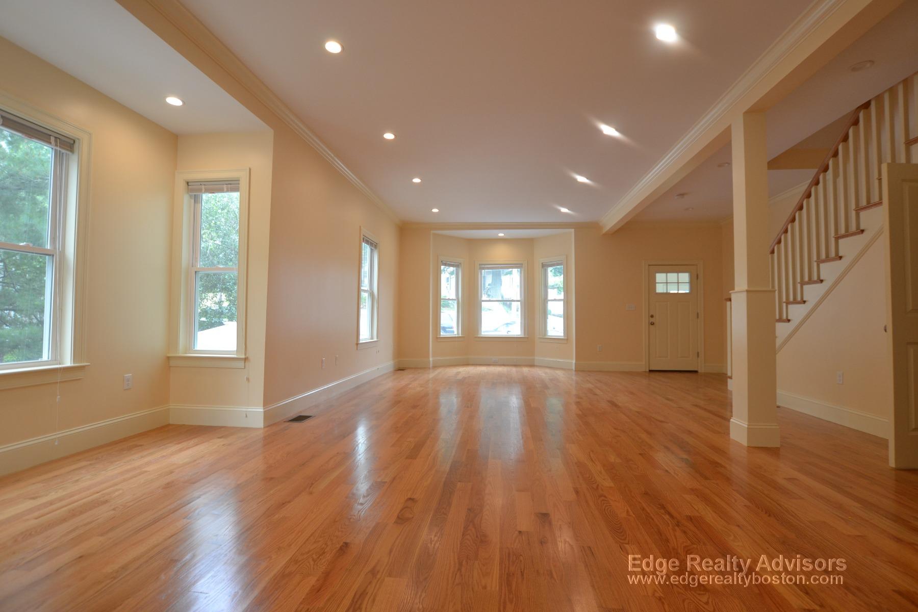 5 bed, 3.5 bath apartment for rent at 134 Bigelow St Unit 1, Brighton — photo 10 of 13