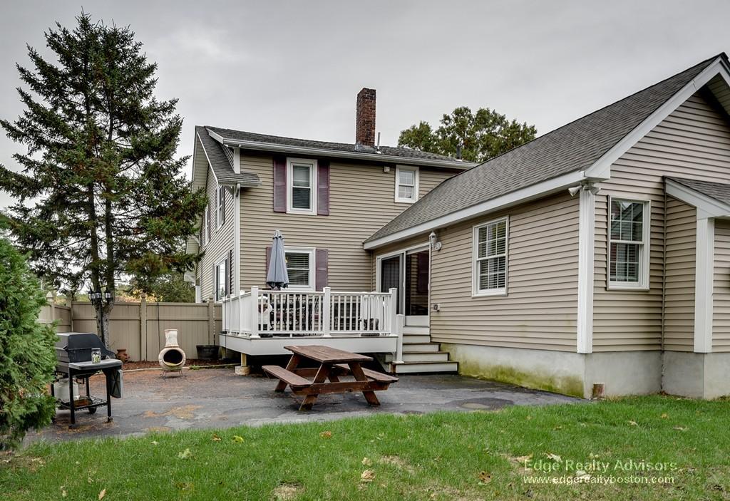 4 bed, 2 bath apartment for rent at 42 Wellesley Rd, Natick — photo 3 of 17