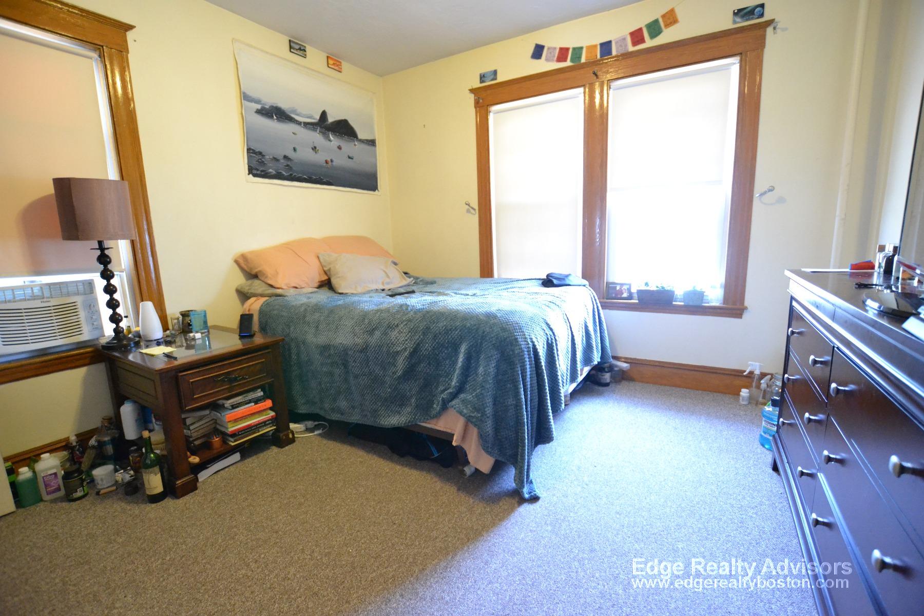 5 bed, 2 bath apartment for rent at 16 Priscilla Rd Unit 2, Brighton — photo 10 of 10