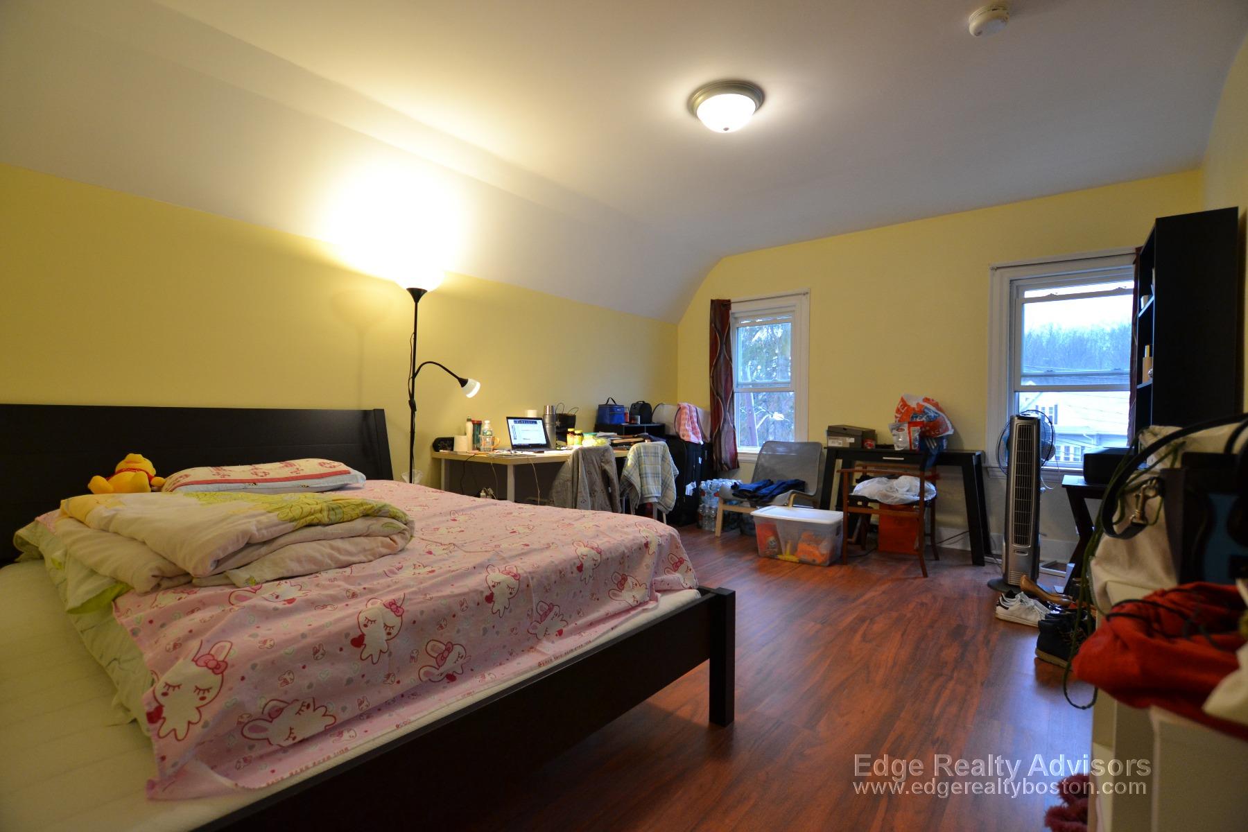 35 Palmer St, Waltham