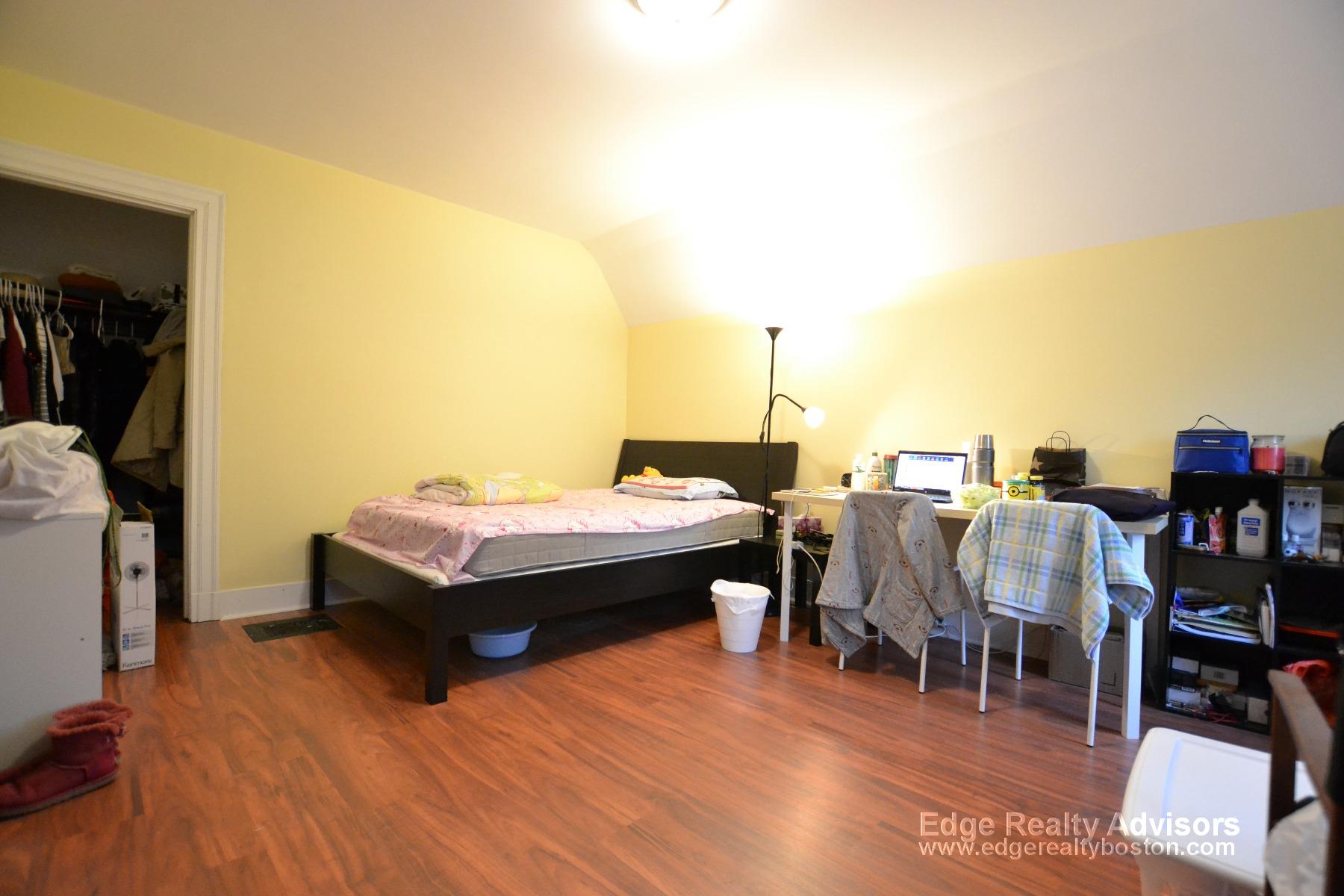 35 Palmer St, Waltham