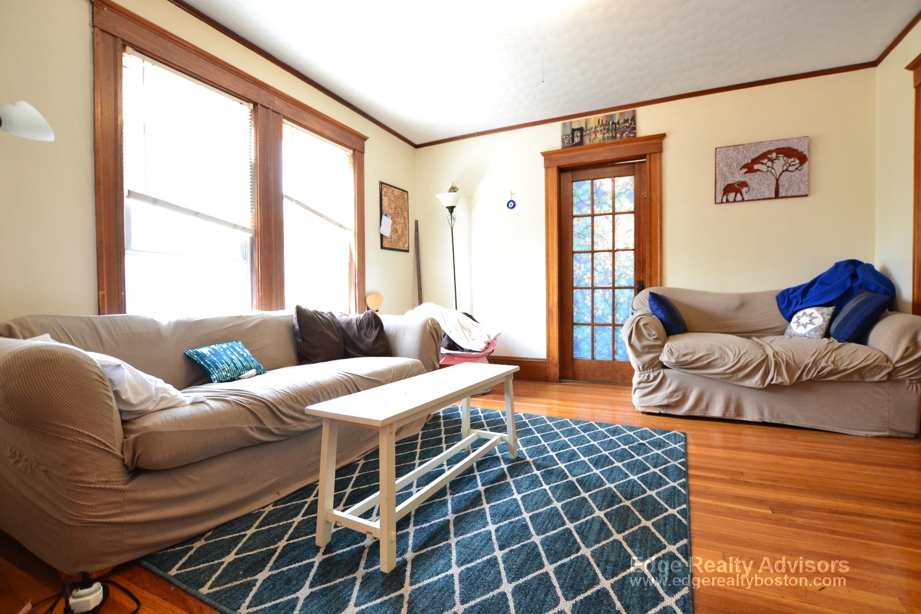 2 bed, 1 bath apartment for rent at 237 Corey Rd Unit Boston, Brighton — photo 2 of 8