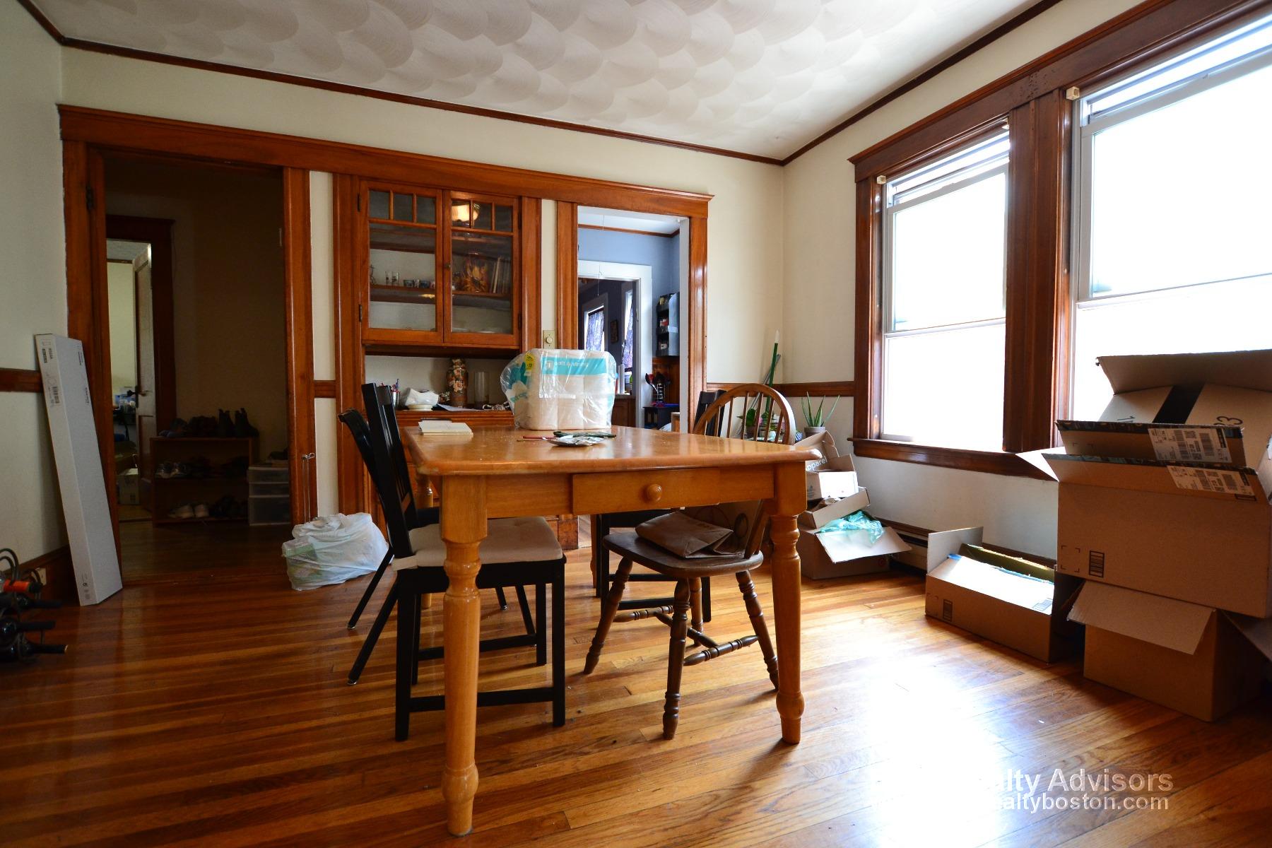 2 bed, 1 bath apartment for rent at 237 Corey Rd Unit Boston, Brighton — photo 3 of 8