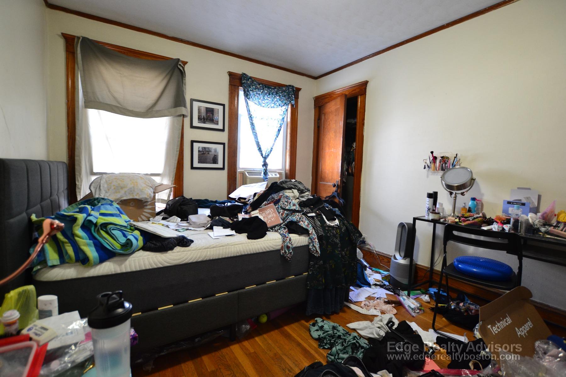 2 bed, 1 bath apartment for rent at 237 Corey Rd Unit Boston, Brighton — photo 4 of 8